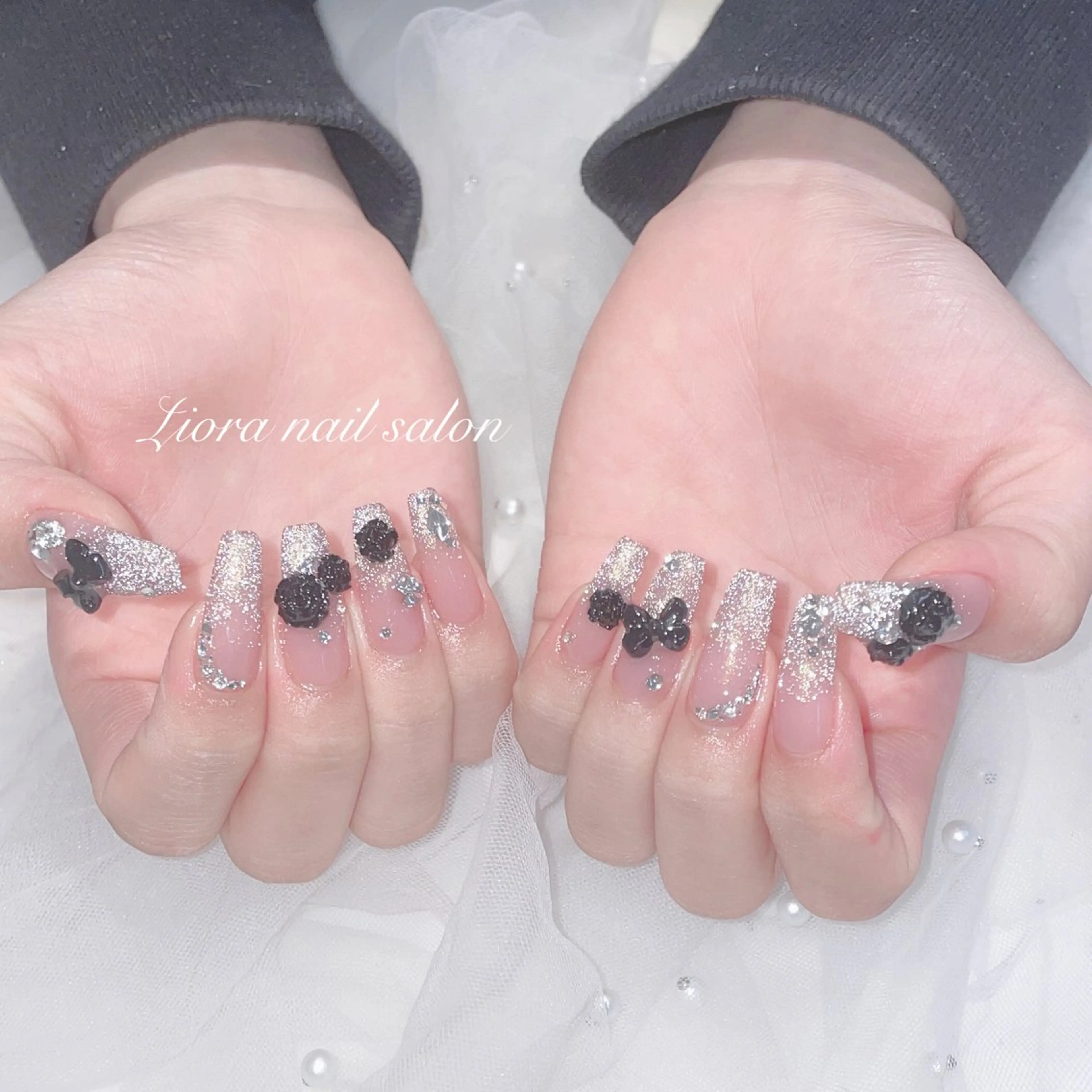 ネイル フレンチネイル ジェルネイル ガーリー グラデーション キラキラネイル ハンドネイル Liora nail スカルプ専門店のネイルデザイン