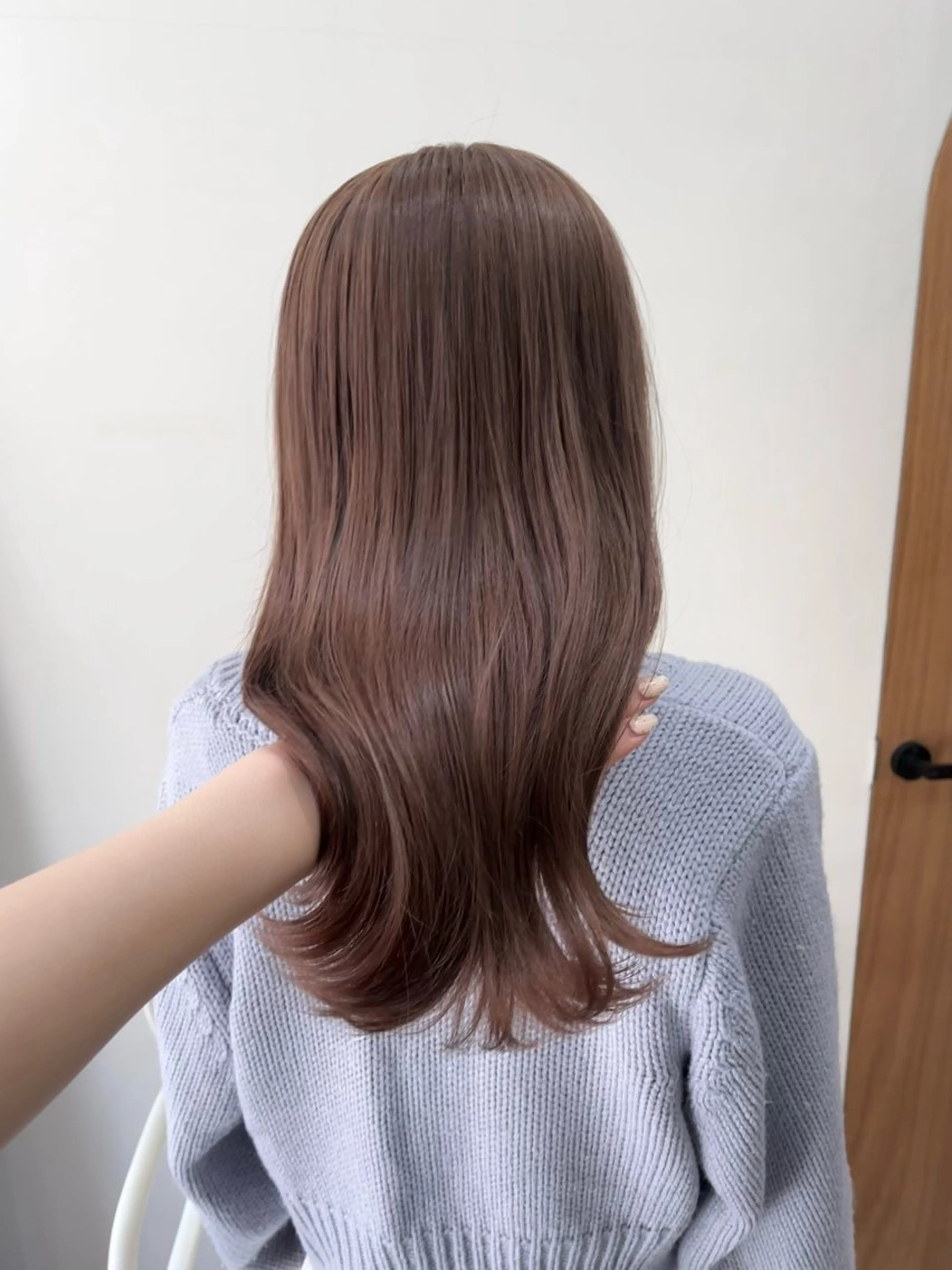 ミディアム カラー ヘアアレンジ ブリーチ グレージュ ラベンダーカラー ラベンダーグレージュ ラベンダーグレー ena/ブリーチなし 透明感・レイヤー🎀のヘアスタイル