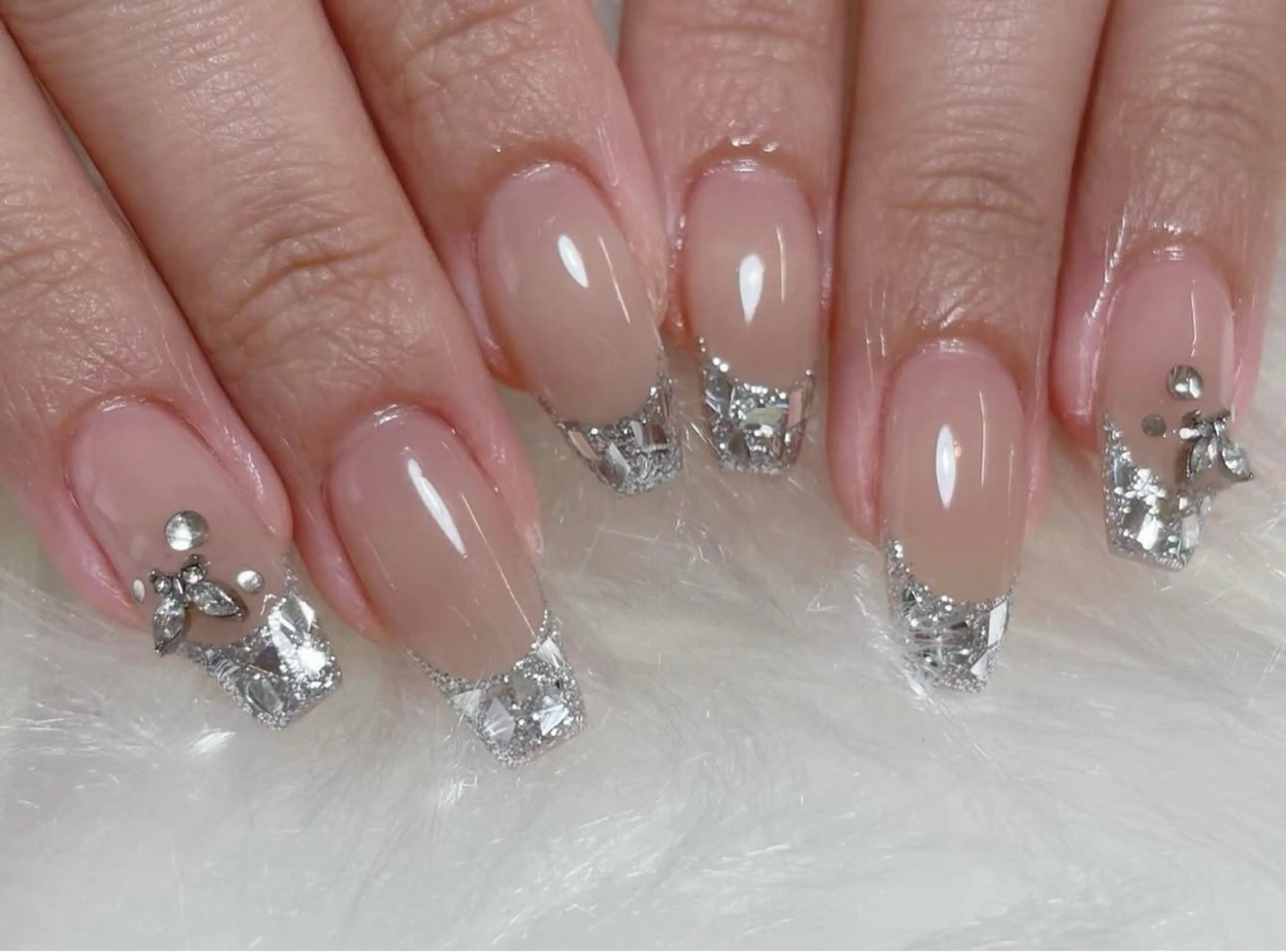 ネイル D-BEAUTY Nailsalonのネイルデザイン