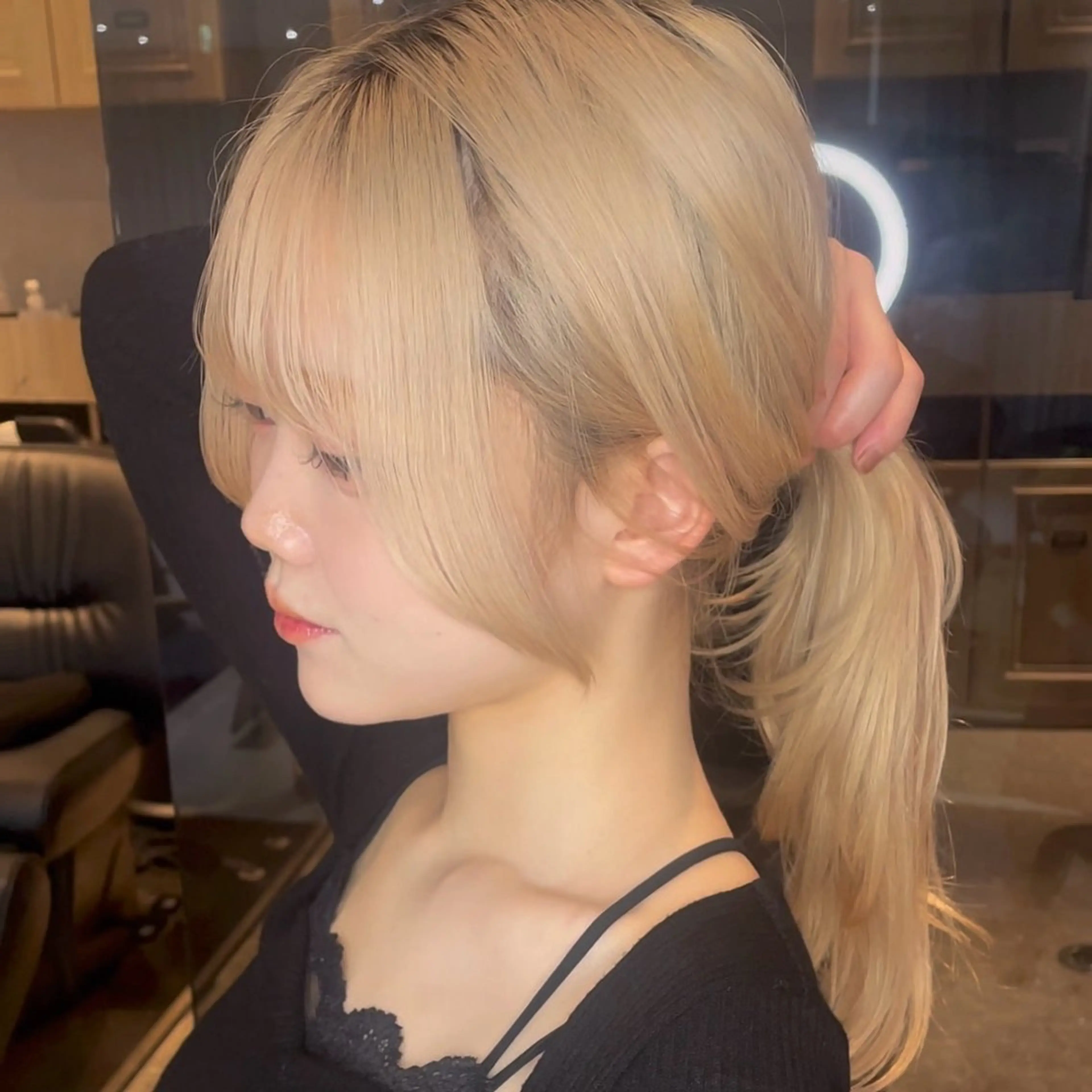 セミロング ケアカラー ハッシュカット ハイレイヤー 髪質改善 韓国風ヘア ハッシュカット🖤✨ 顔周り/韓国ヘアのヘアスタイル