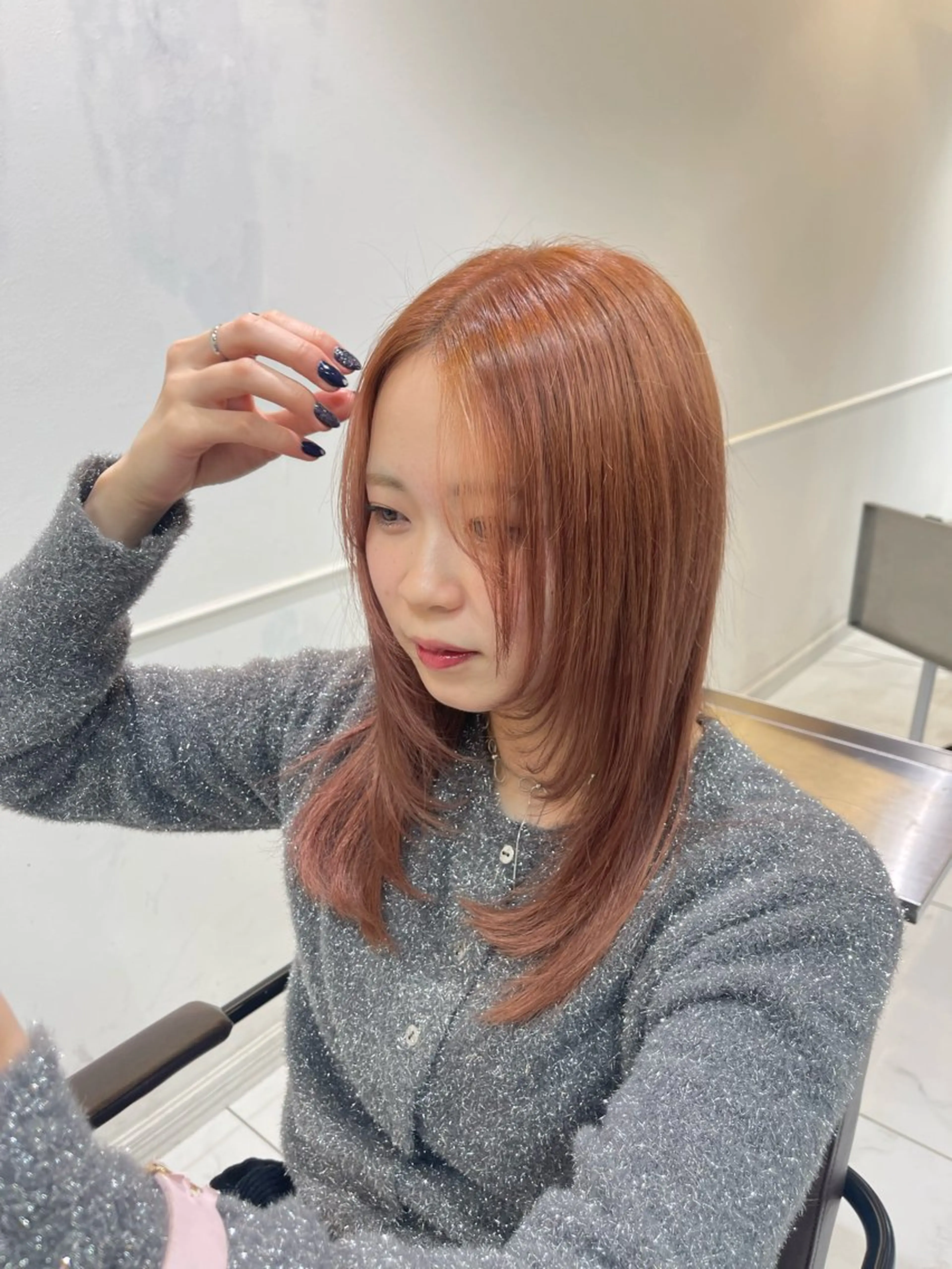 セミロング 顔まわりレイヤー 顔周りカット レイヤーカット GRANDEUR 堀内のヘアスタイル