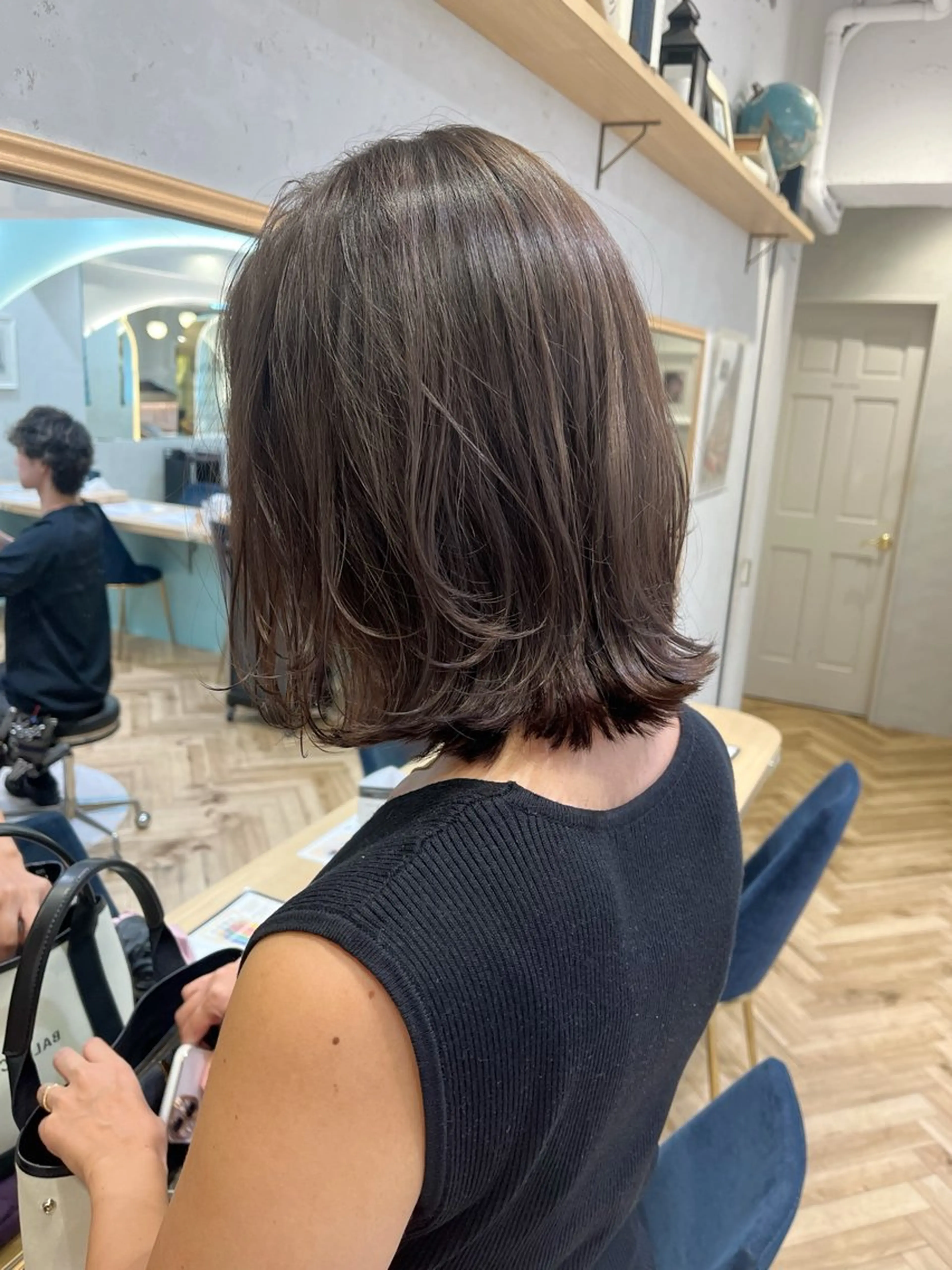 ミディアム カラー ブリーチ 透明感カラー ダブルカラー ブリーチなしカラー 透明感カラー│ レイヤーヘア中居美樹のヘアスタイル