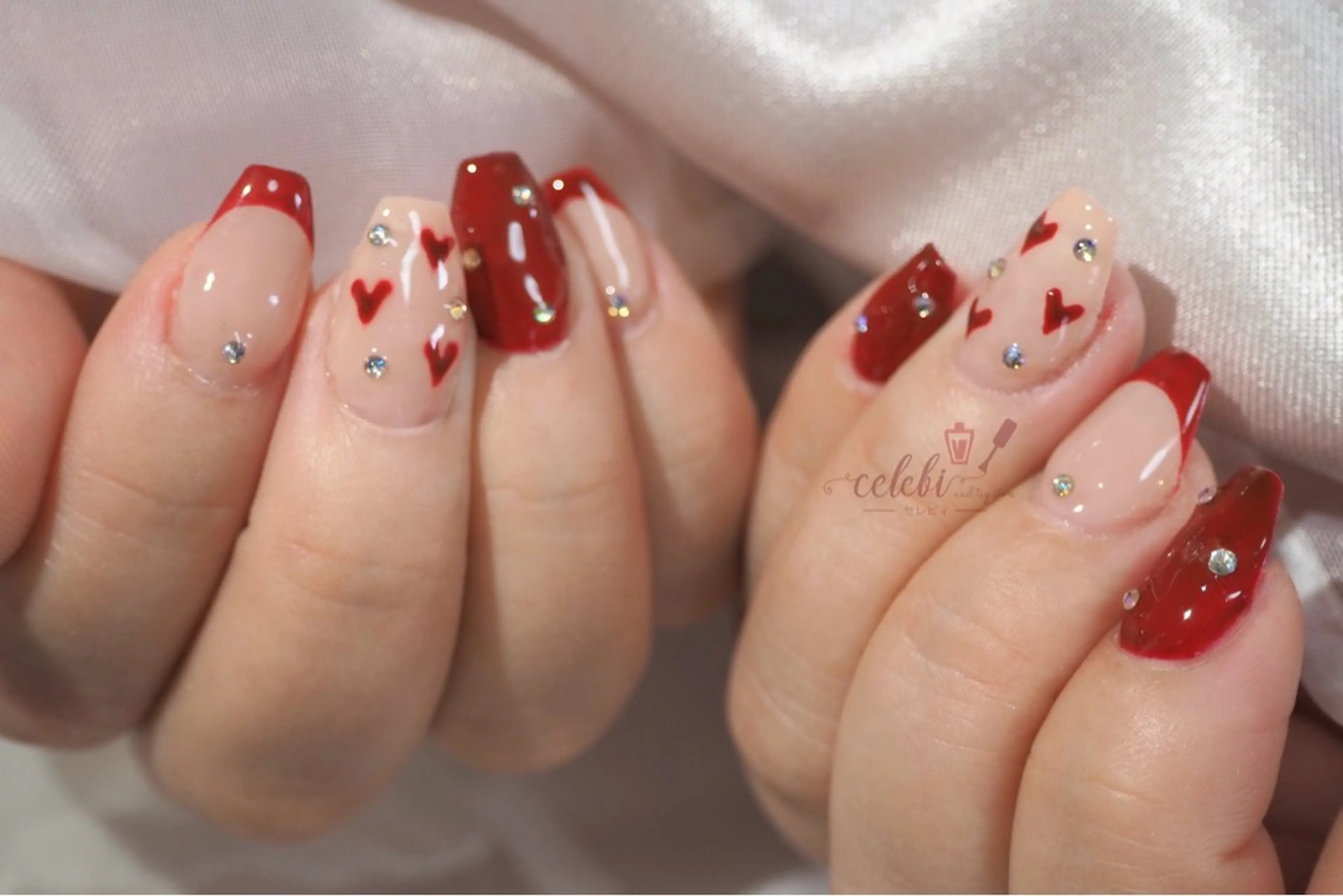 ネイル ハンドネイル ハンドケア オーダーネイルチップ サロンcelebiのネイルデザイン