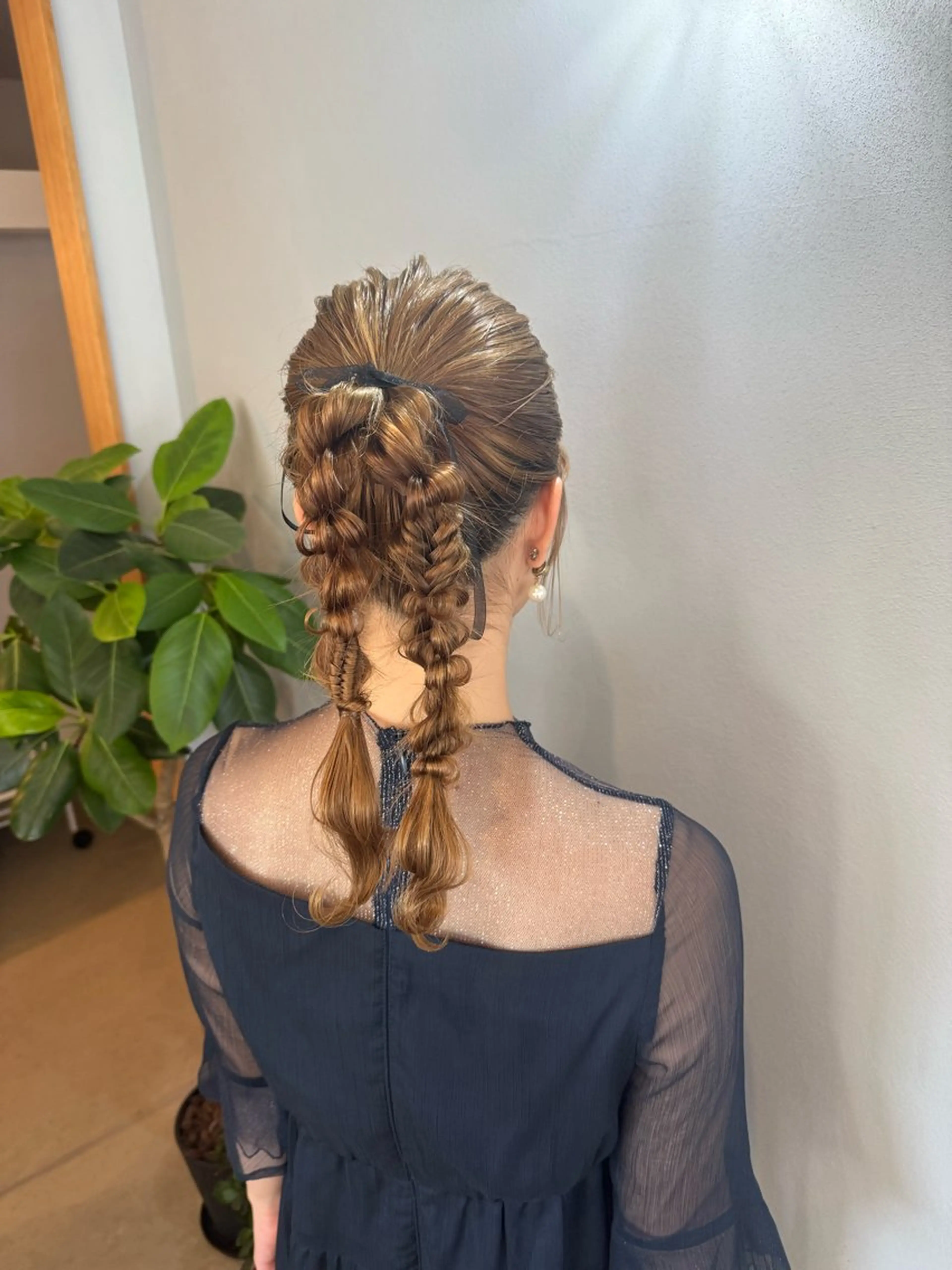 ロング ヘアアレンジ ヘアセット see. アズサのヘアスタイル