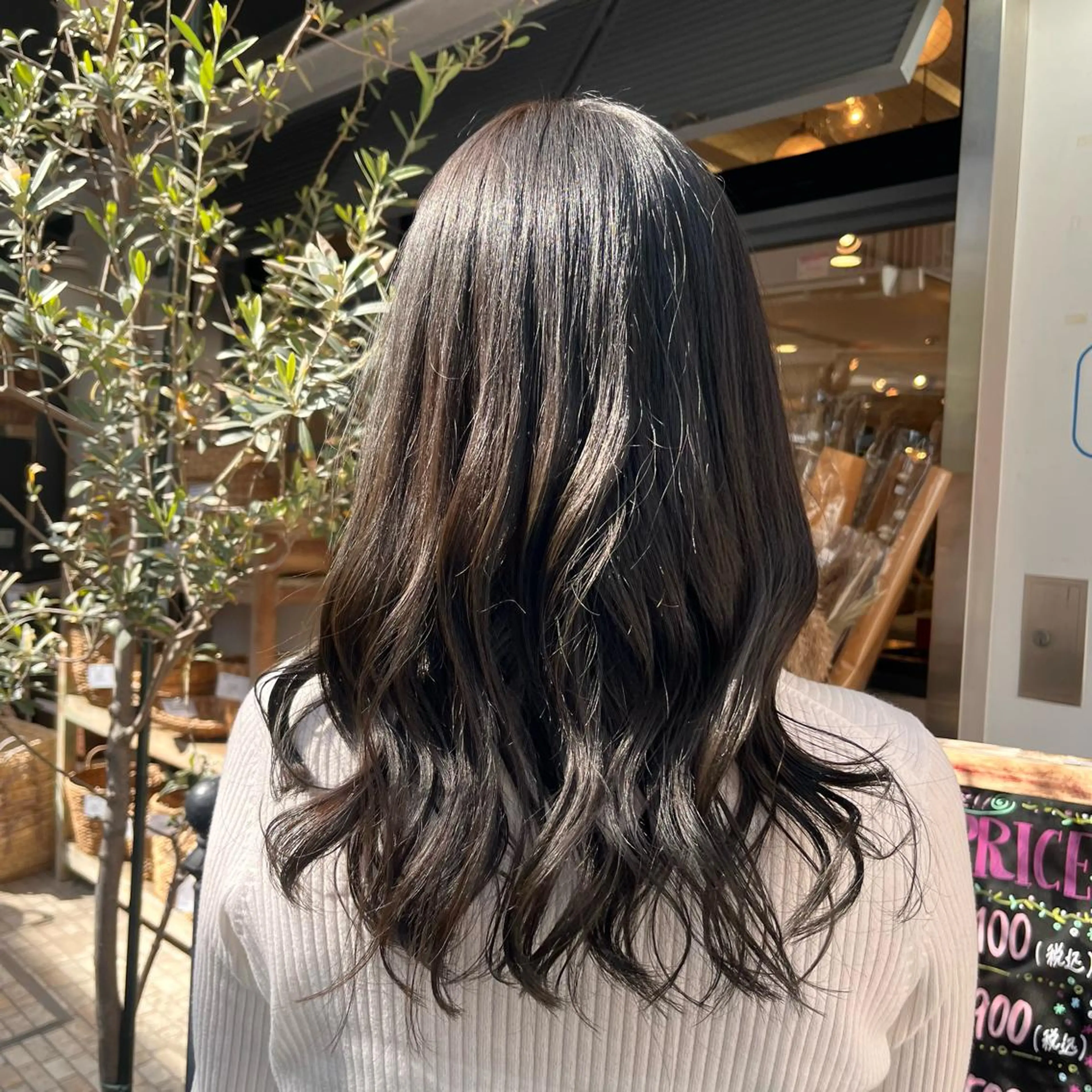 ミディアム カラー オリーブグレー カット ヘアカラー トリートメント 【メンズ縮毛矯正/ Ryoka】のヘアスタイル
