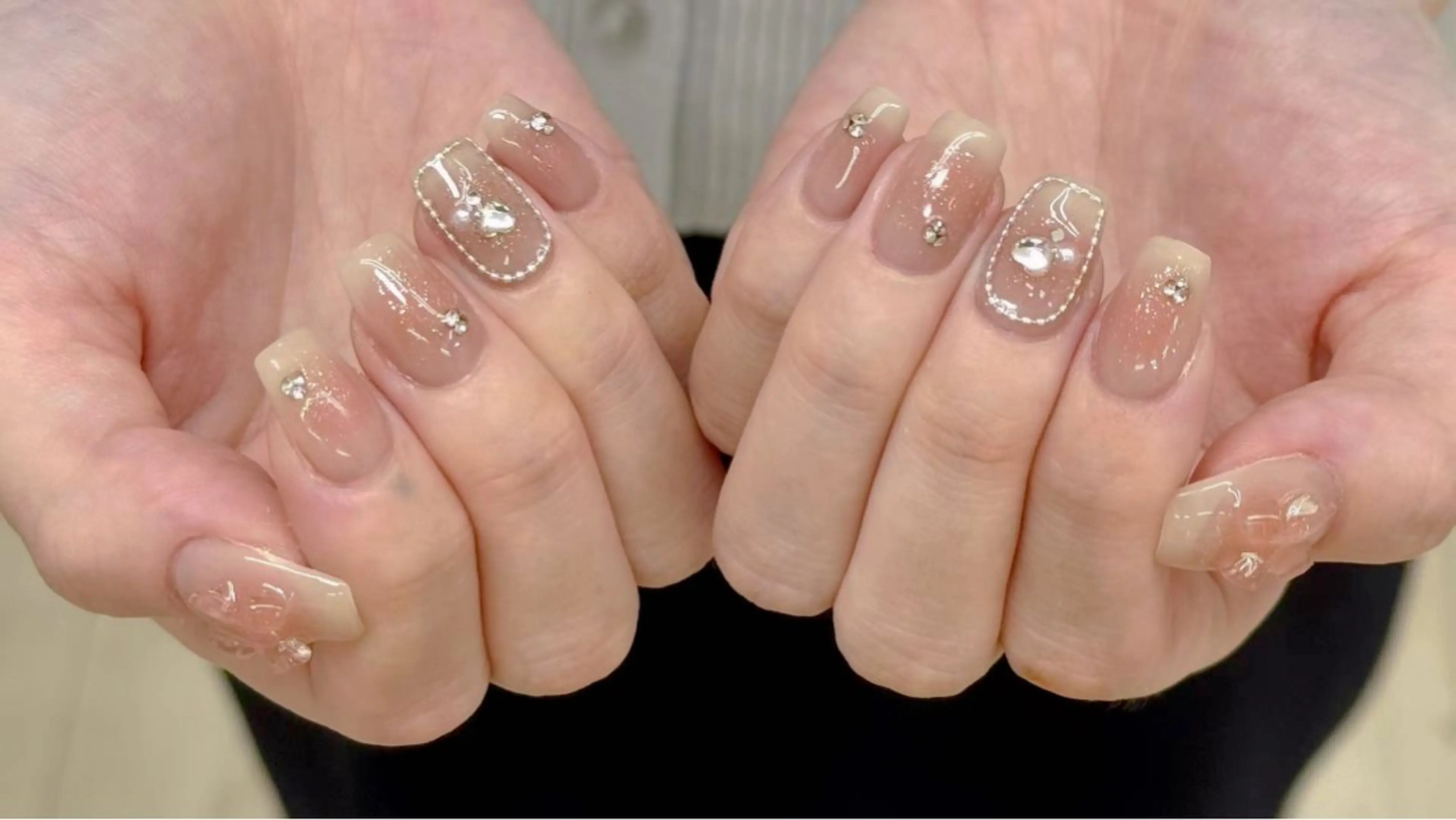 ネイル アートネイル オーロラネイル フットネイル フレンチネイル ジェルネイル ハンドネイル OCEAN nail パラジェル　取扱い店のネイルデザイン