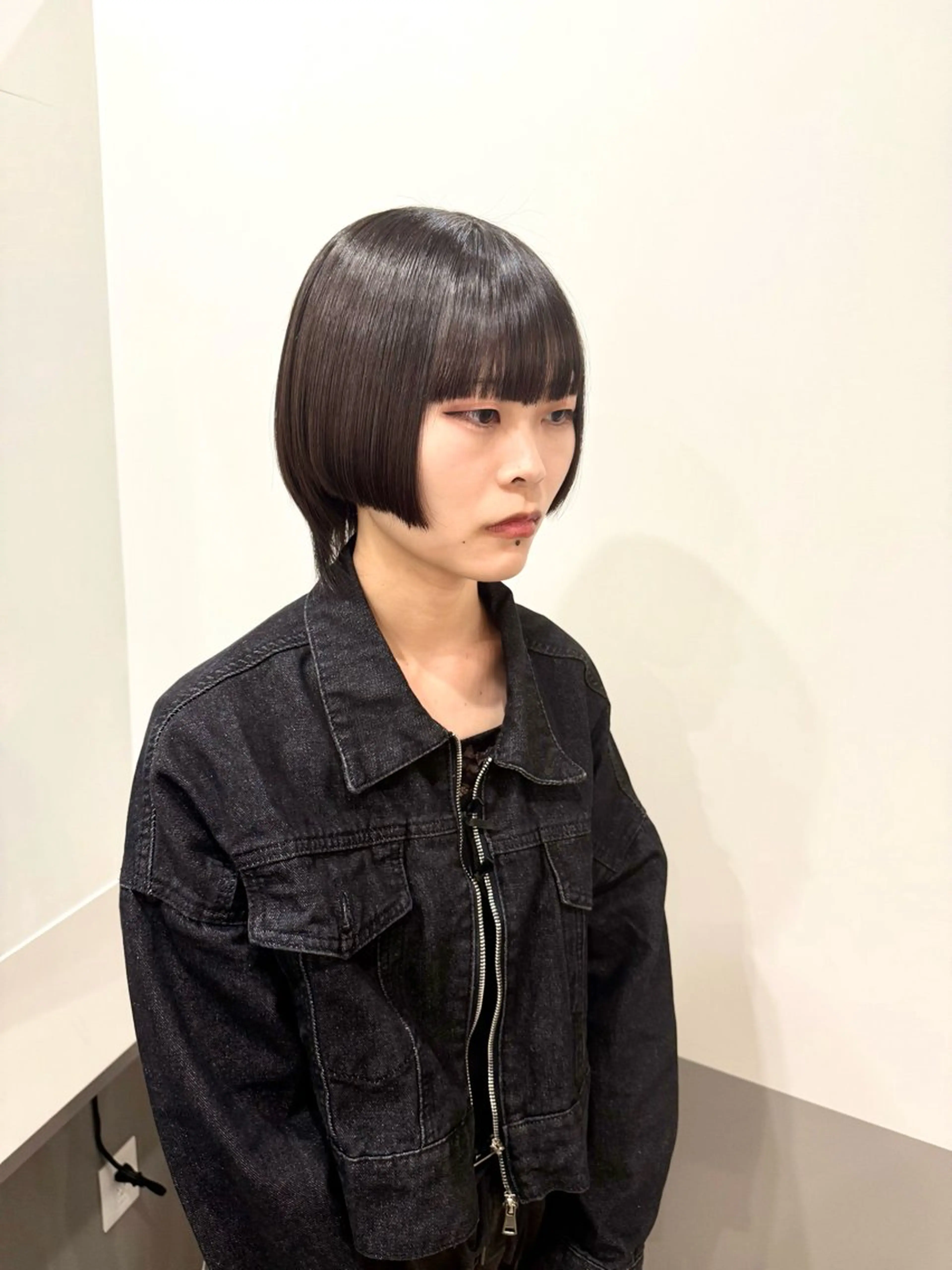 ショート ボブ 顔まわりレイヤー 顔周りカット 髪質改善 レイヤーカット カット dogstar 加藤翔大のヘアスタイル