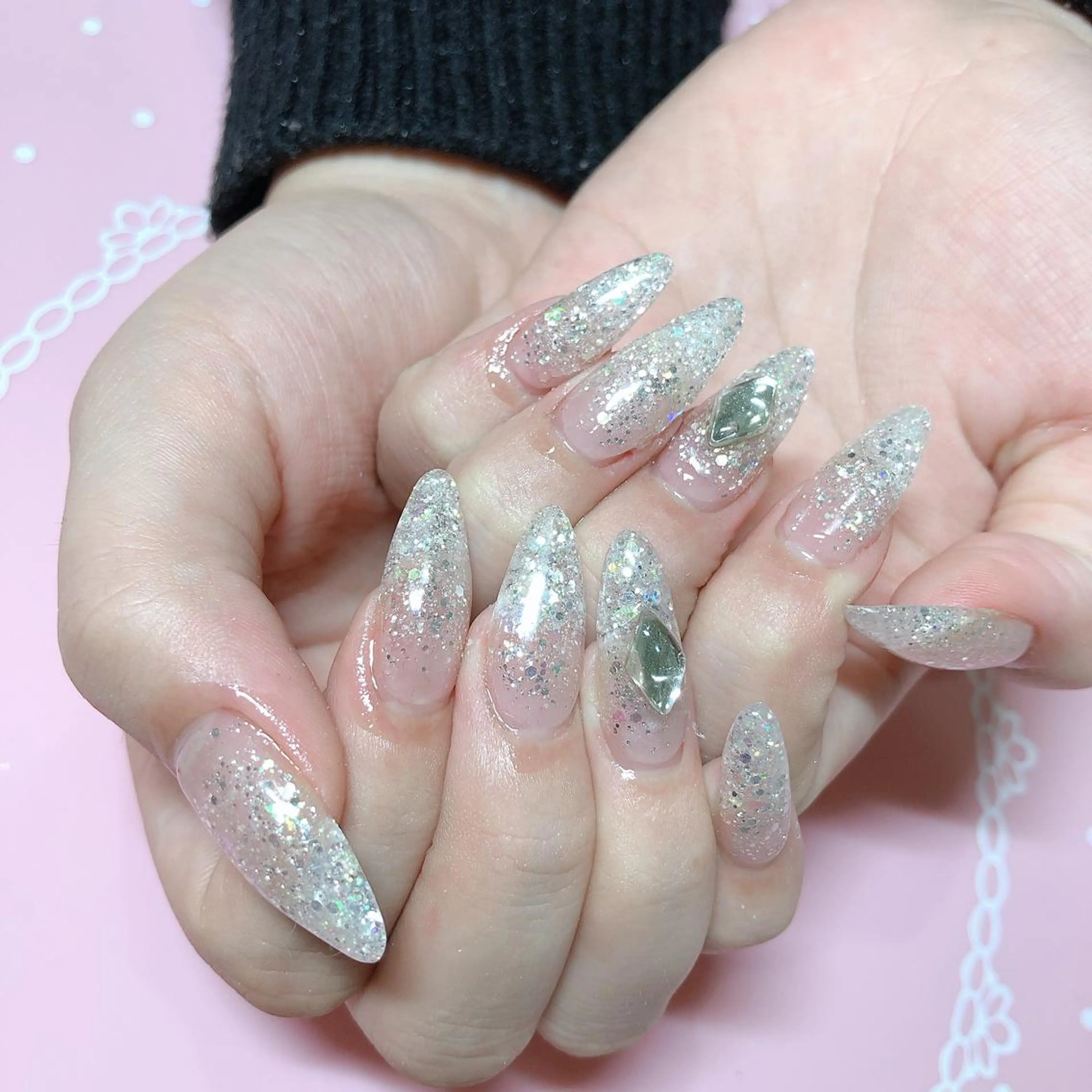 ミディアム ネイル ハンドネイル 《LB》ラブリエ Nail&eyeのマツエク・マツパデザイン