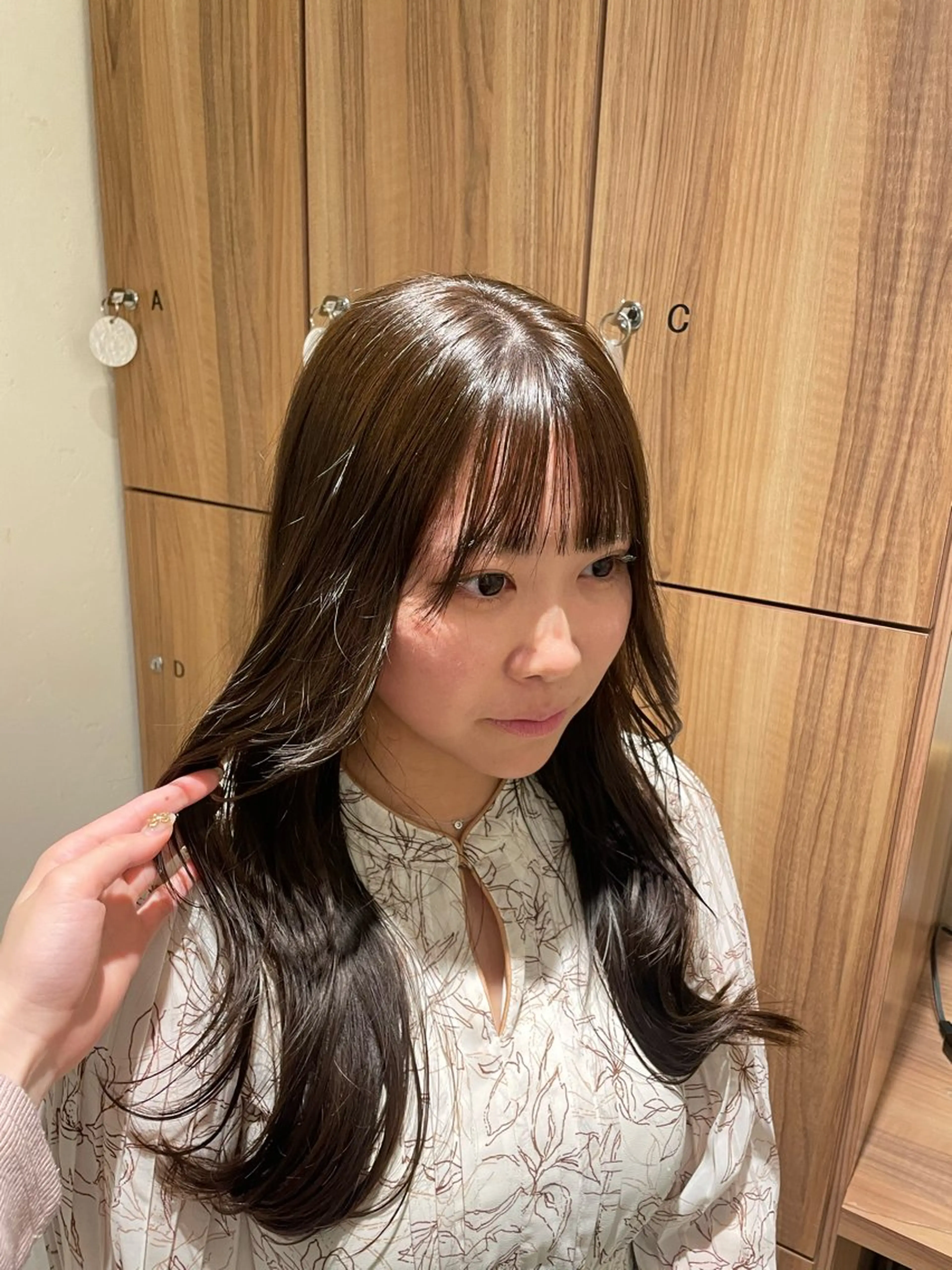 ロング カラー トリートメント ヘアカラー 小宮山 桃加のヘアスタイル