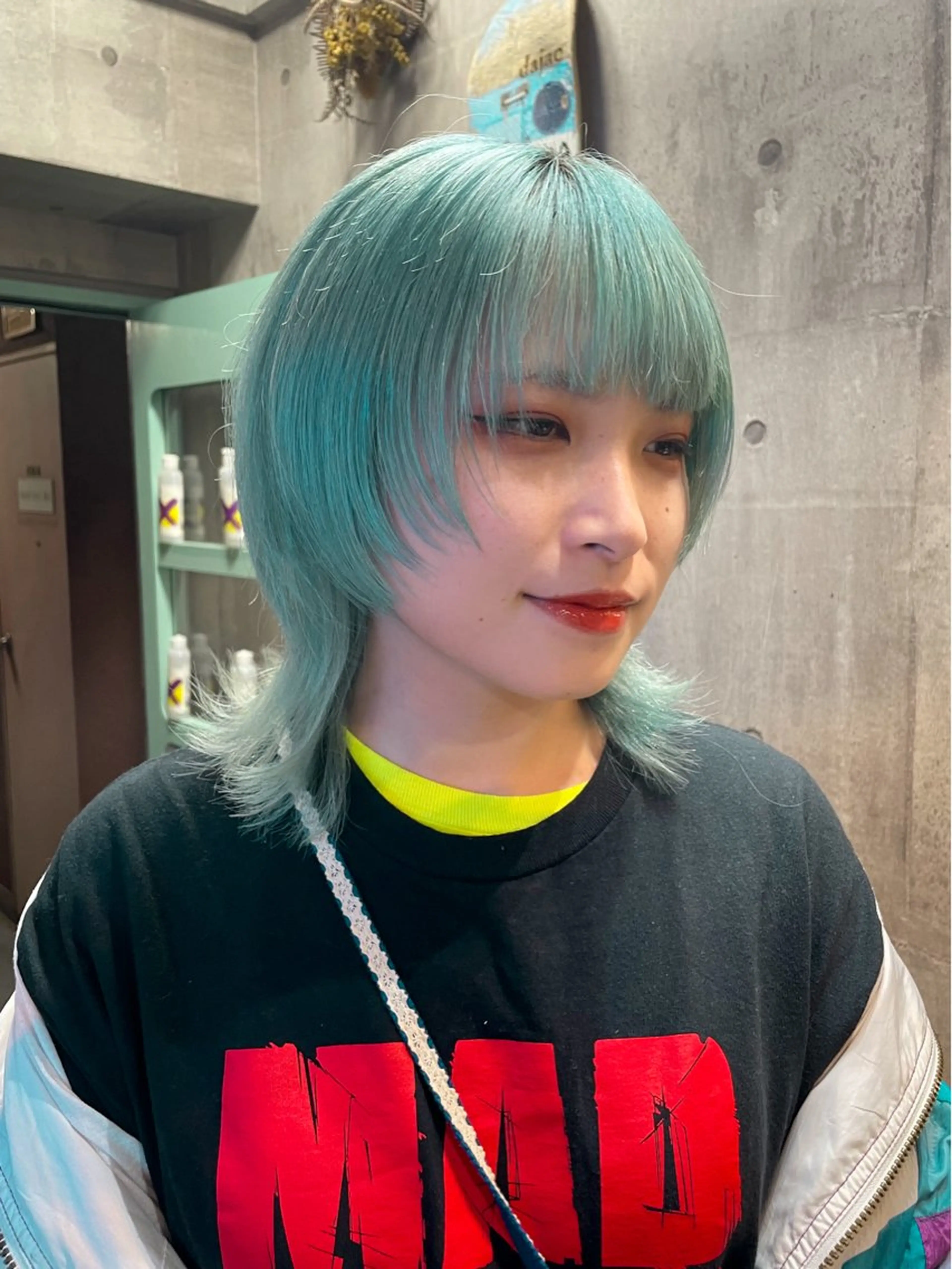 ミディアム カット ヘアカラー ハイトーン/ブリーチ /ウルフ⛓️MAKIのヘアスタイル