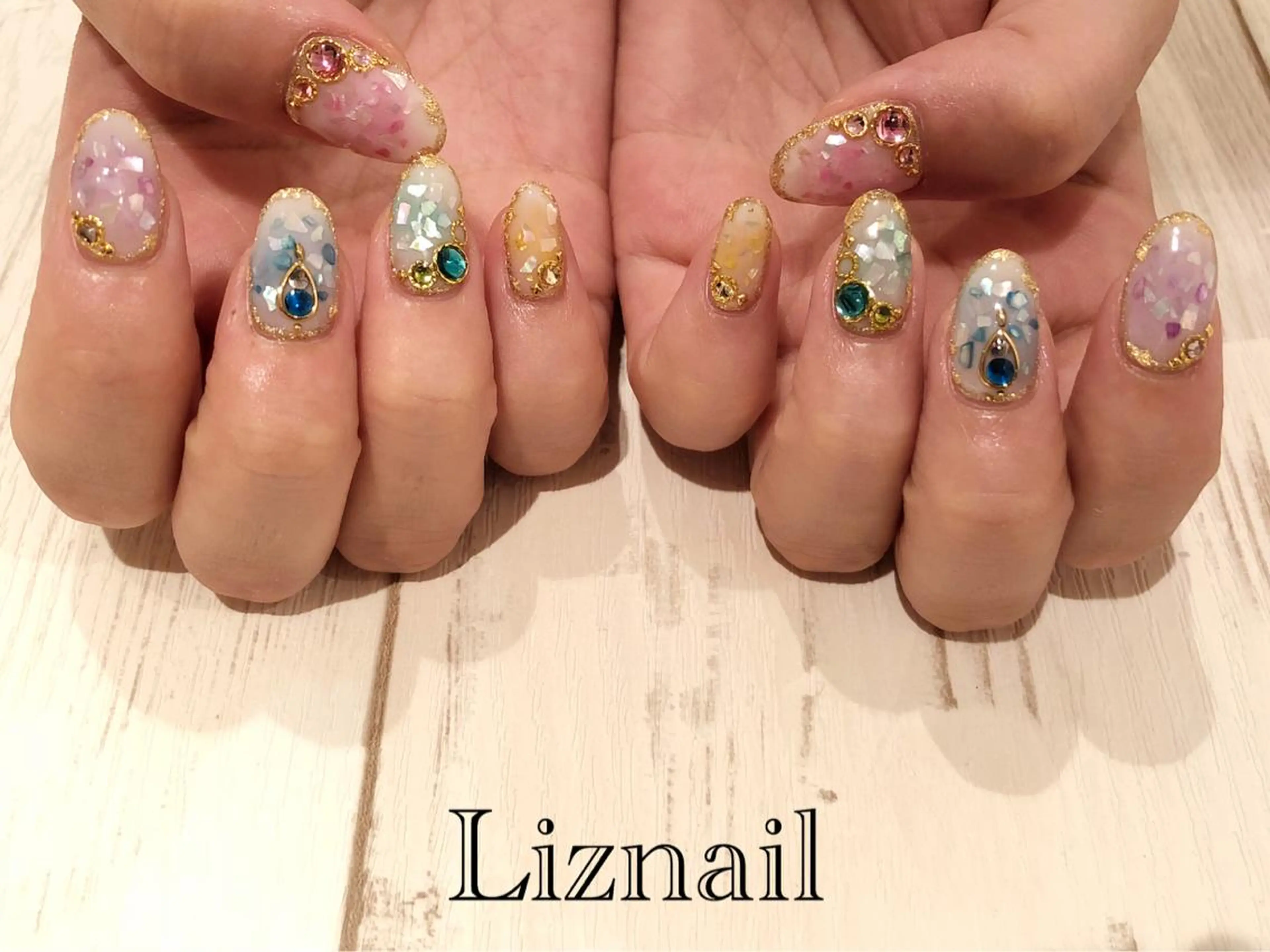 ネイル Rawr / saoriのネイルデザイン