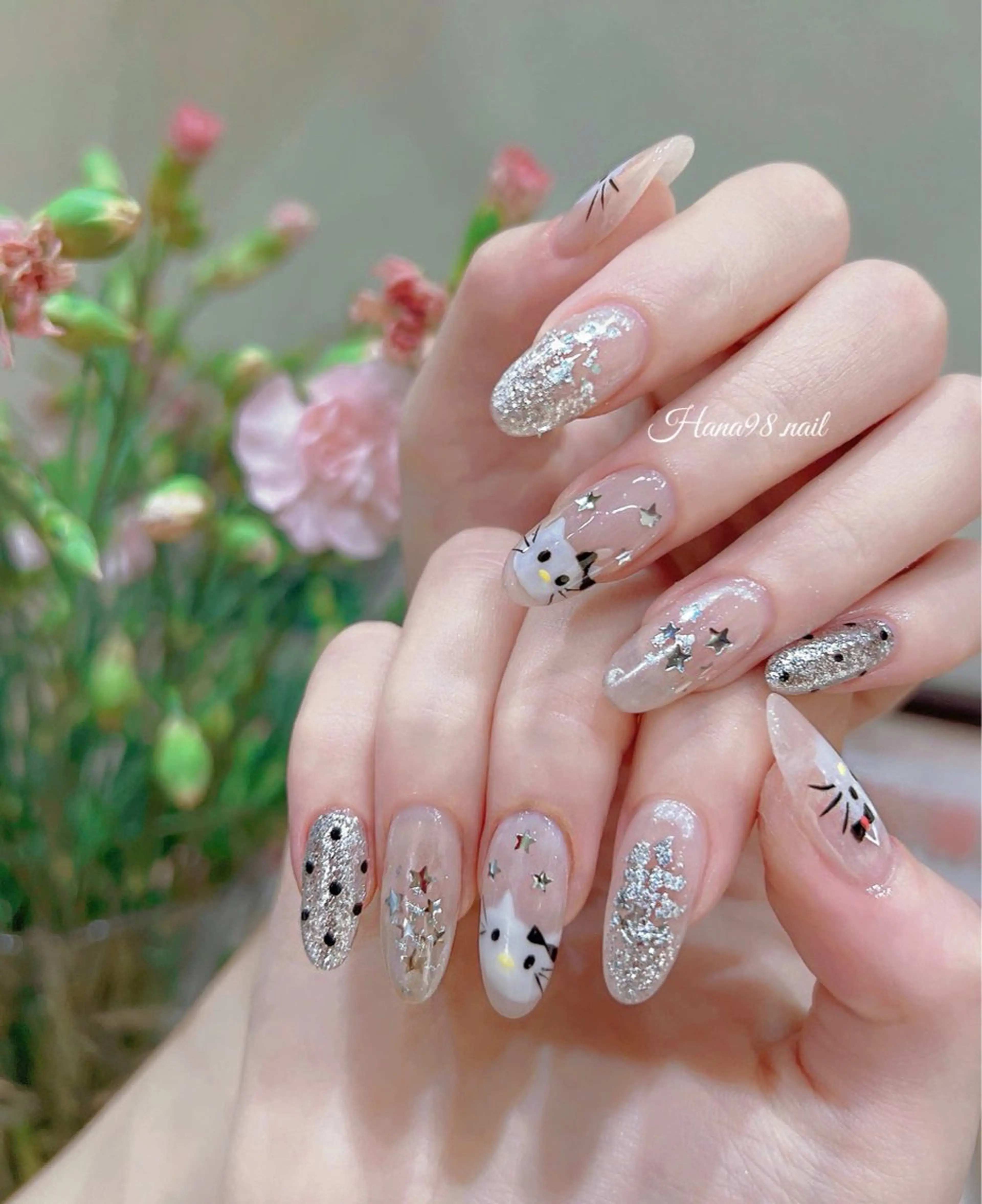 (オフなし)4本持ち込み＋グリッターネイル💅😘の写真