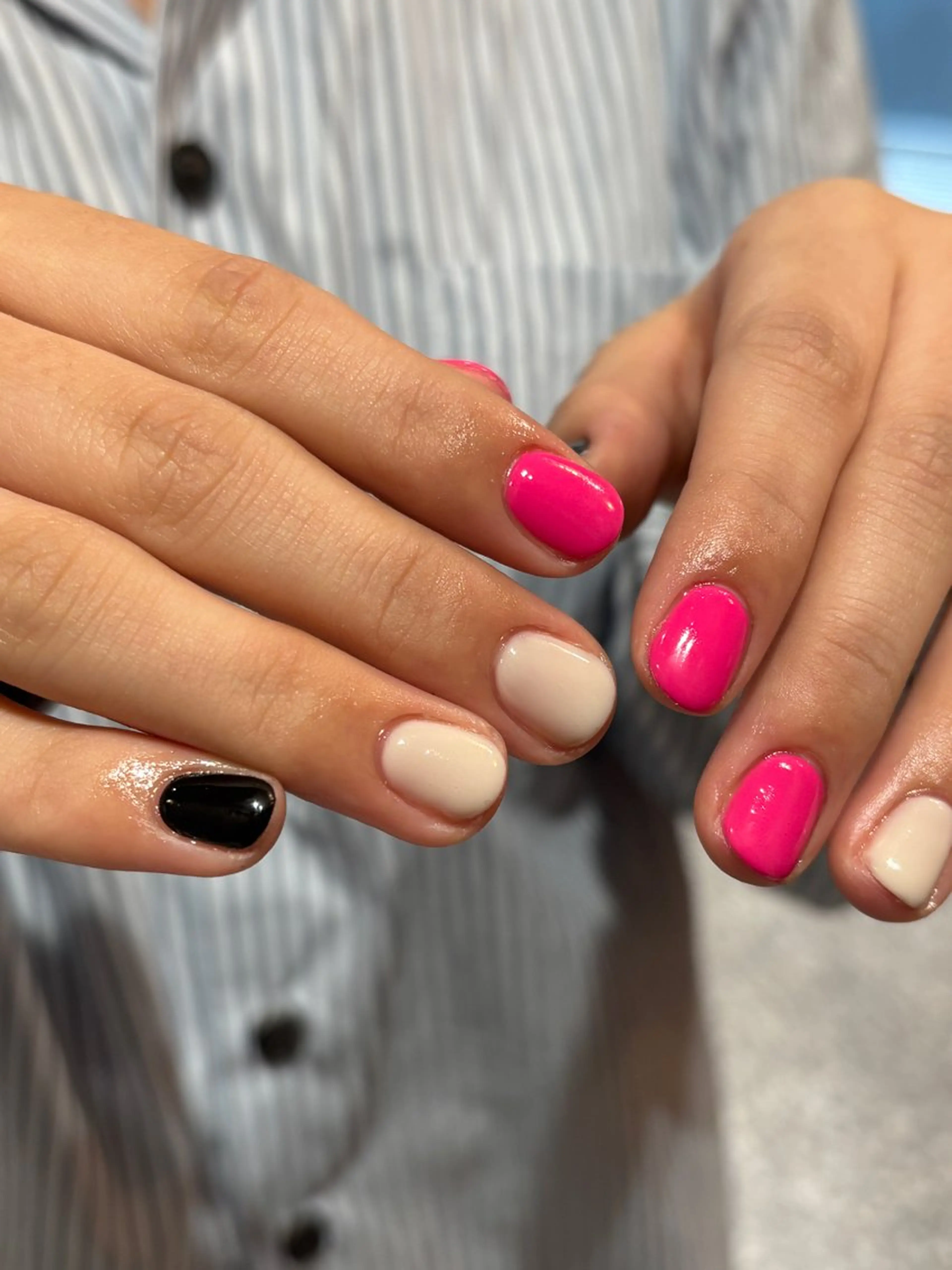 ネイル yuri. 🪷のネイルデザイン