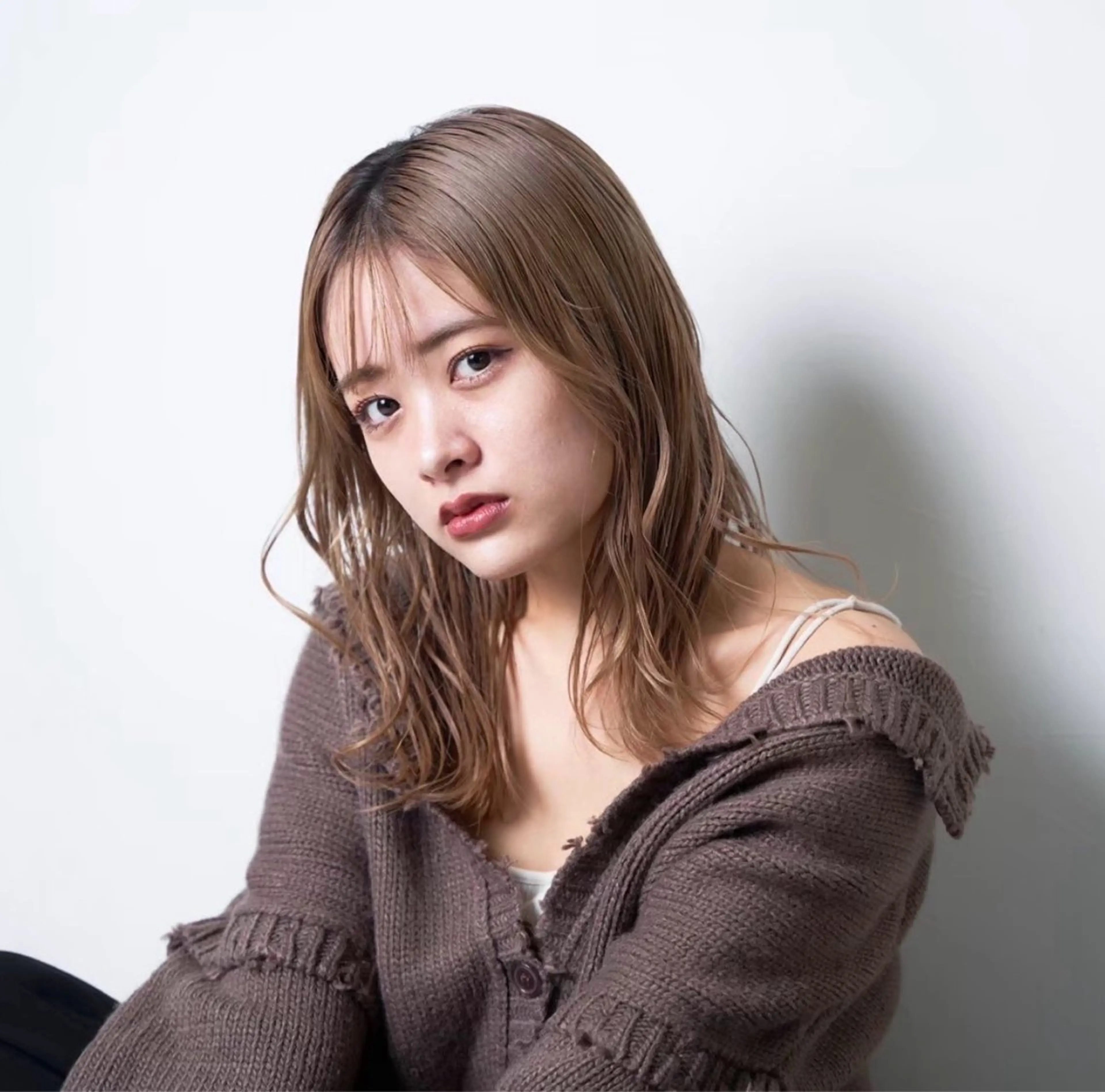 セミロング パーマ 🍫くせ毛風 ナチュラルパーマ優吉のヘアスタイル