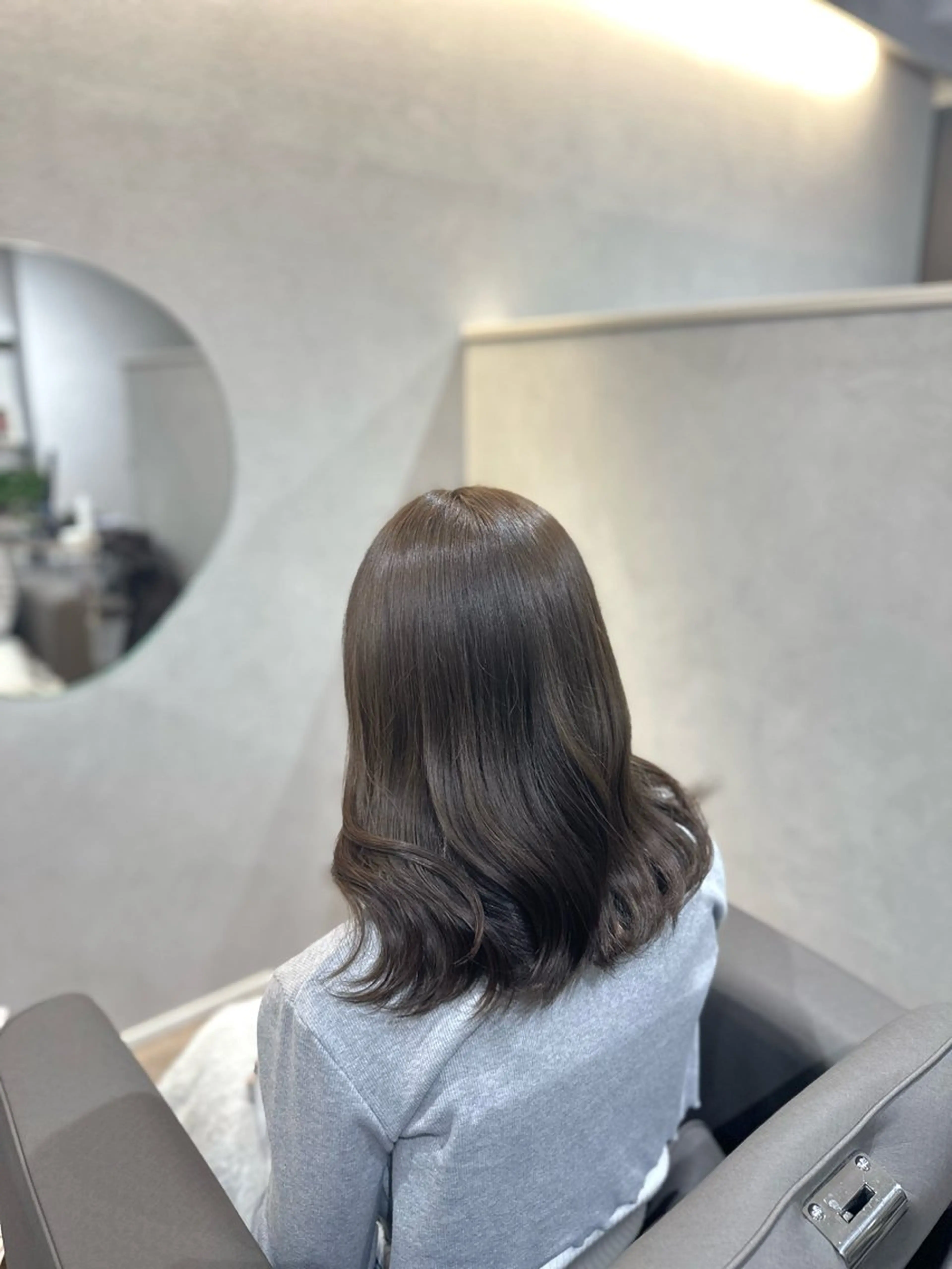 ミディアム カラー ベージュカラー ヘーゼル カット ヘアカラー トリートメント ヘアセット Salon de  Qualia所属・Salon de QualiaRUNAのヘアスタイル
