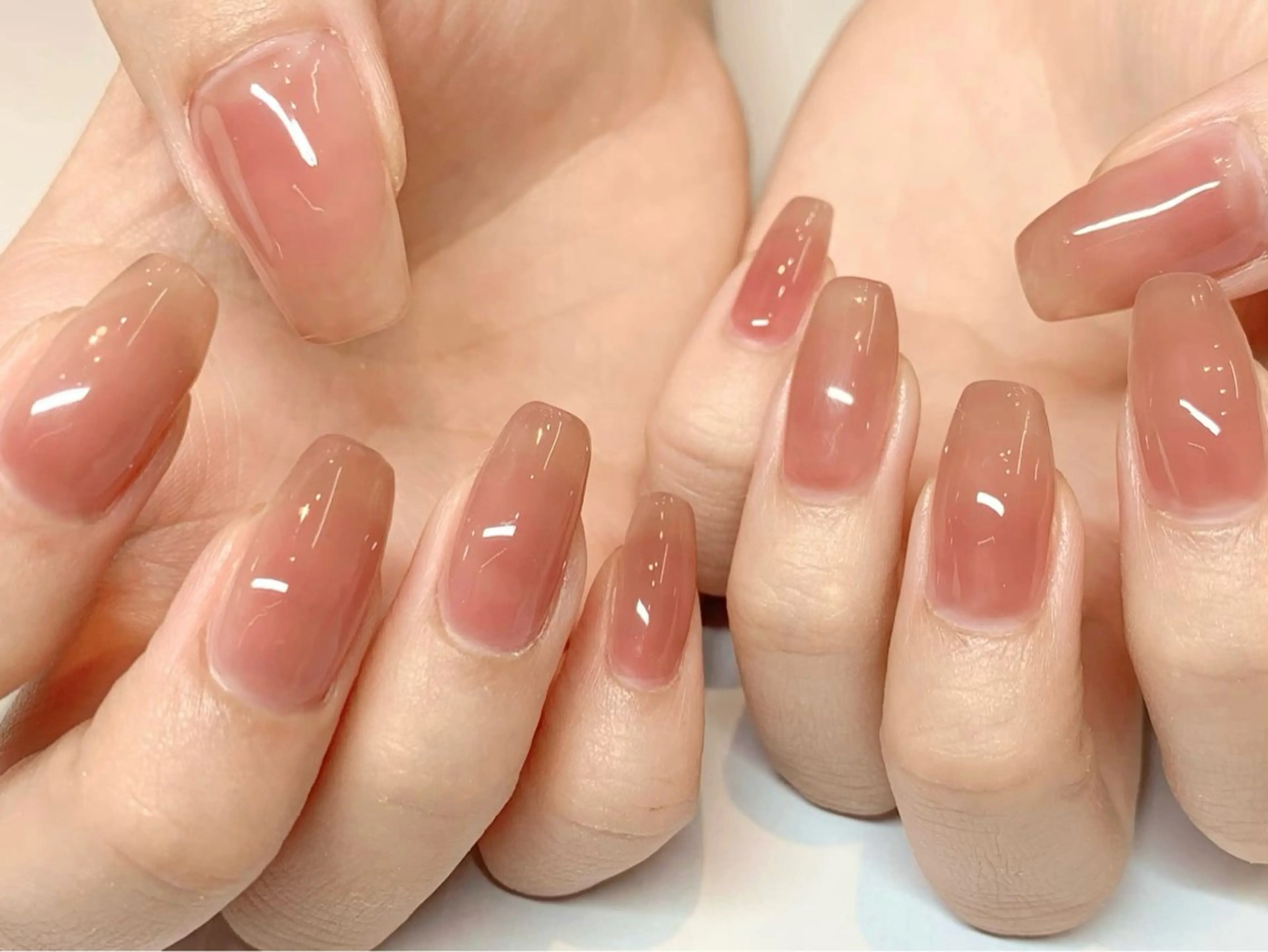 ネイル Amaretto かなのヘアスタイル