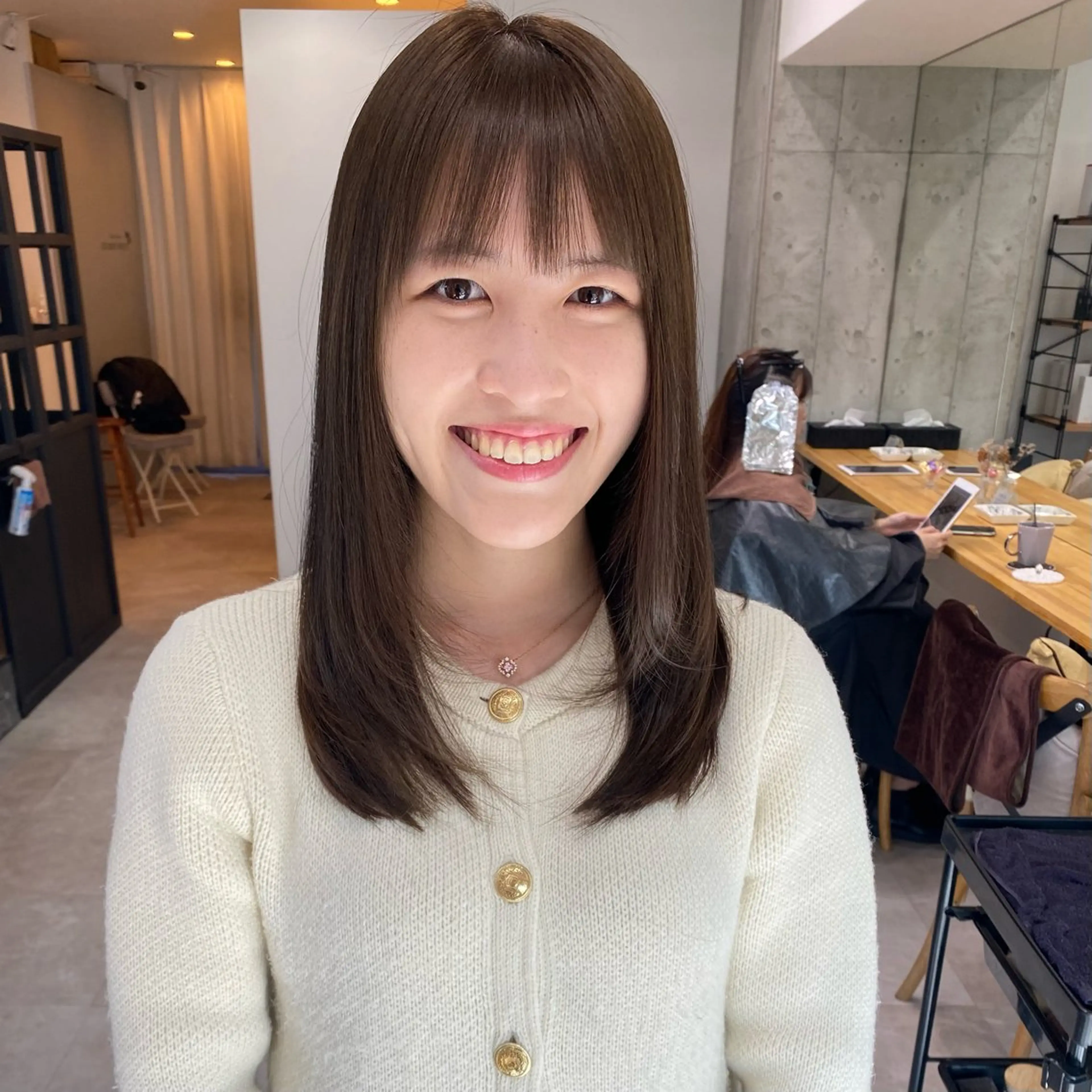 セミロング セミロングパーマ ハイライト 髪質改善 レイヤーカット ショート職人 美容師【KENTA】のヘアスタイル