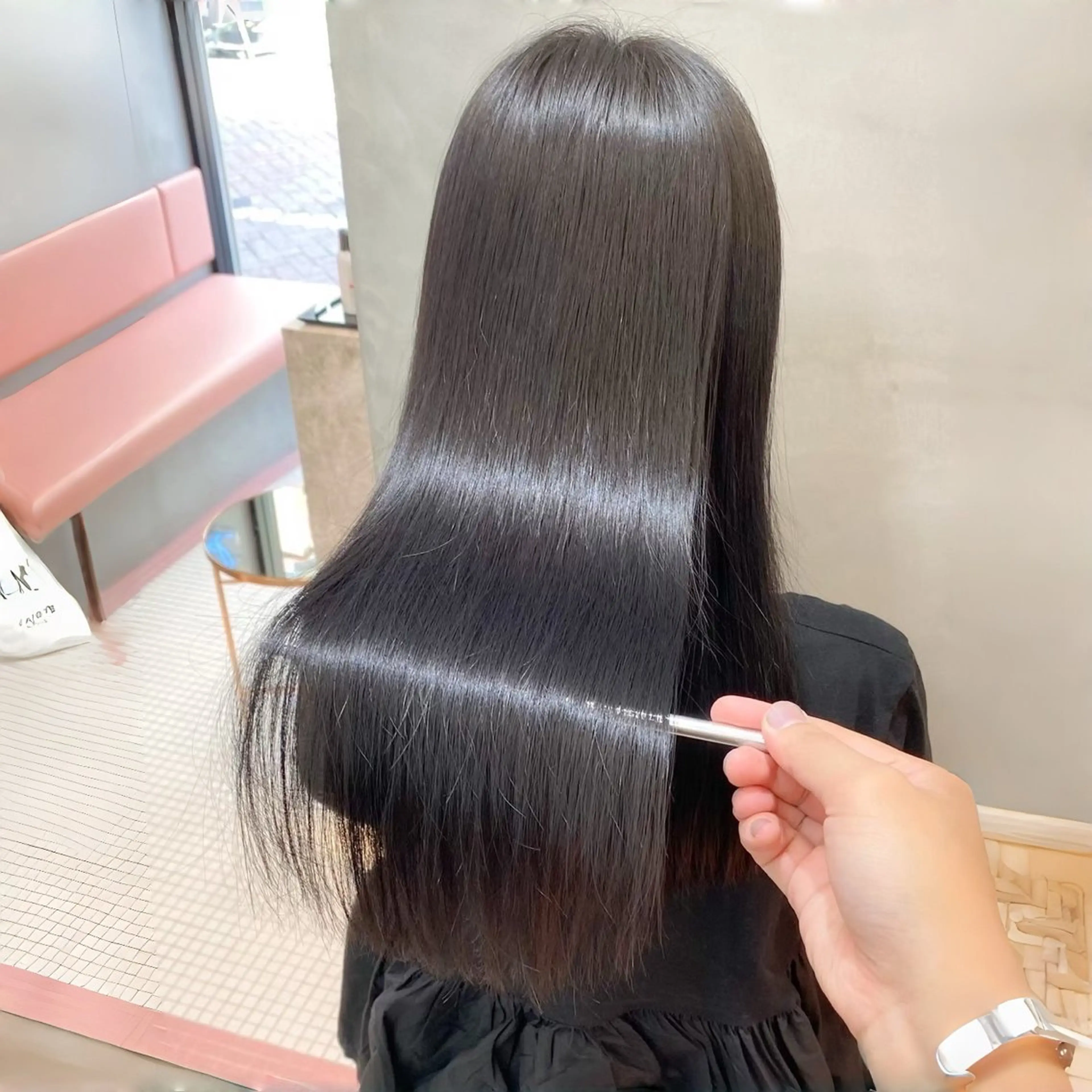 ロング 縮毛矯正 トリートメント Hazuki ／韓国ヘア／レイヤーのヘアスタイル