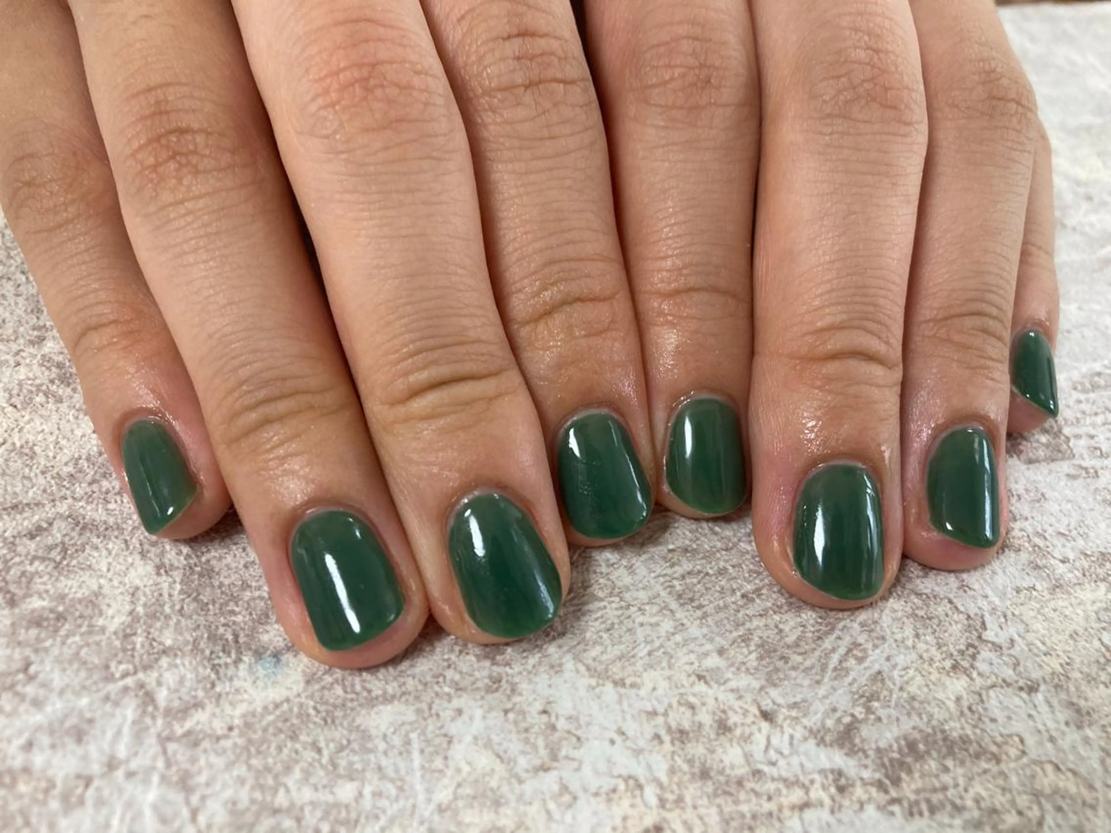 ネイル グリーン ハンドネイル mogunail &blowのネイルデザイン