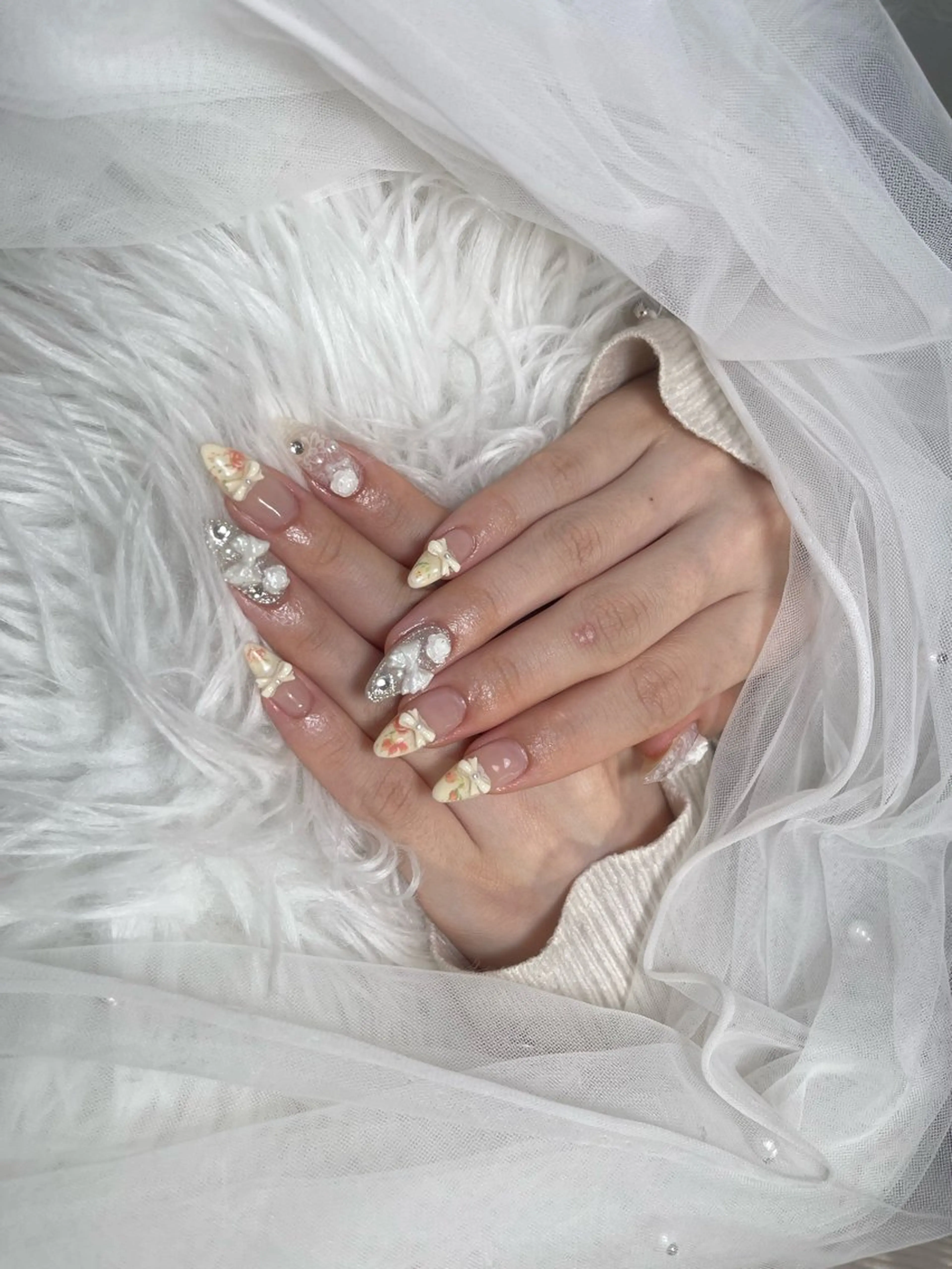 ネイル アートネイル 桜ネイル フレンチネイル ガラスフレンチ グラデーション ハンドネイル 🌸Soluna 🌸のネイルデザイン