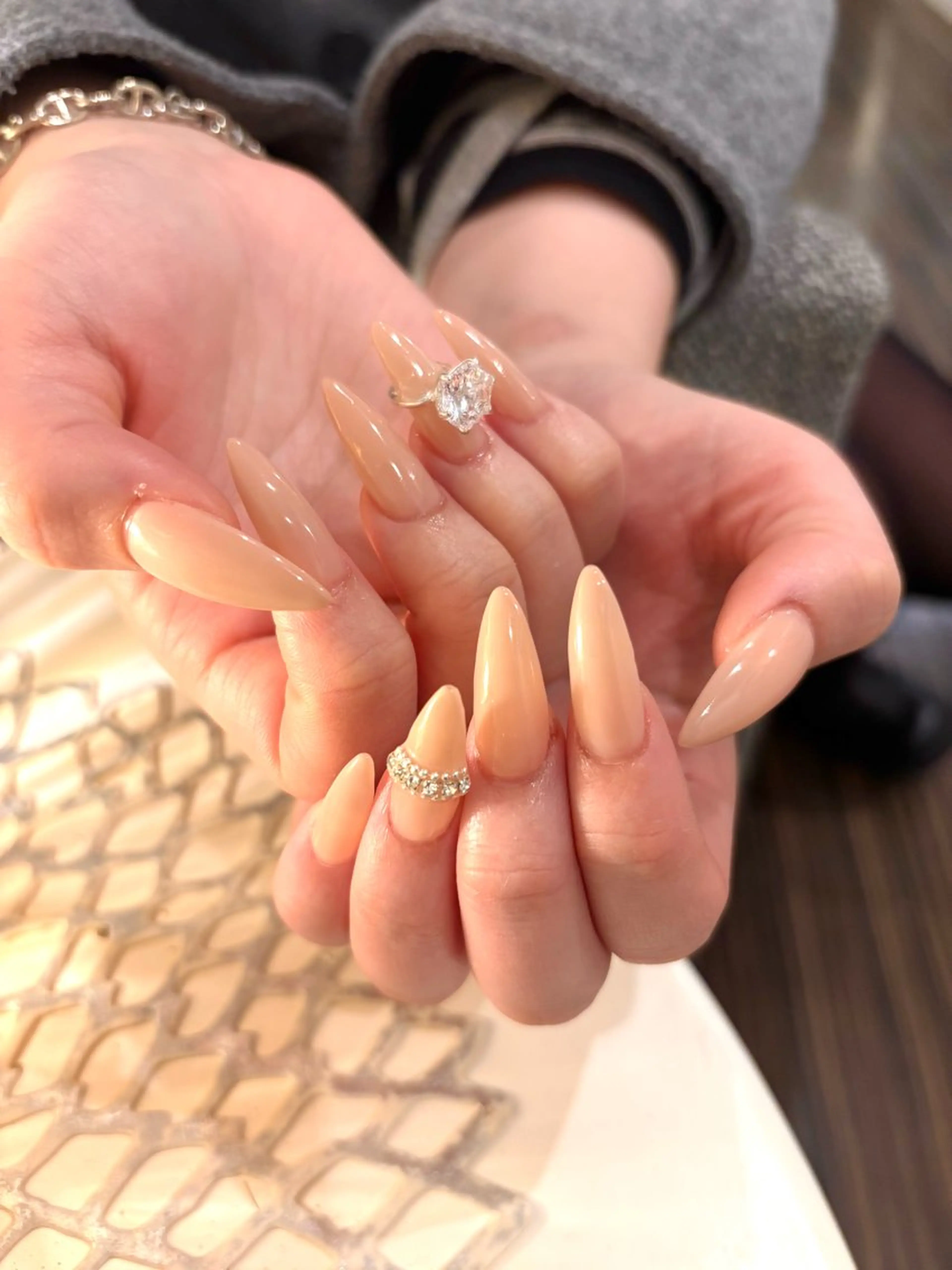 ネイル アートネイル ジェルネイル ゴージャス マグネットネイル 持ち込み ハンドネイル Blue daisy 栄本店のネイルデザイン