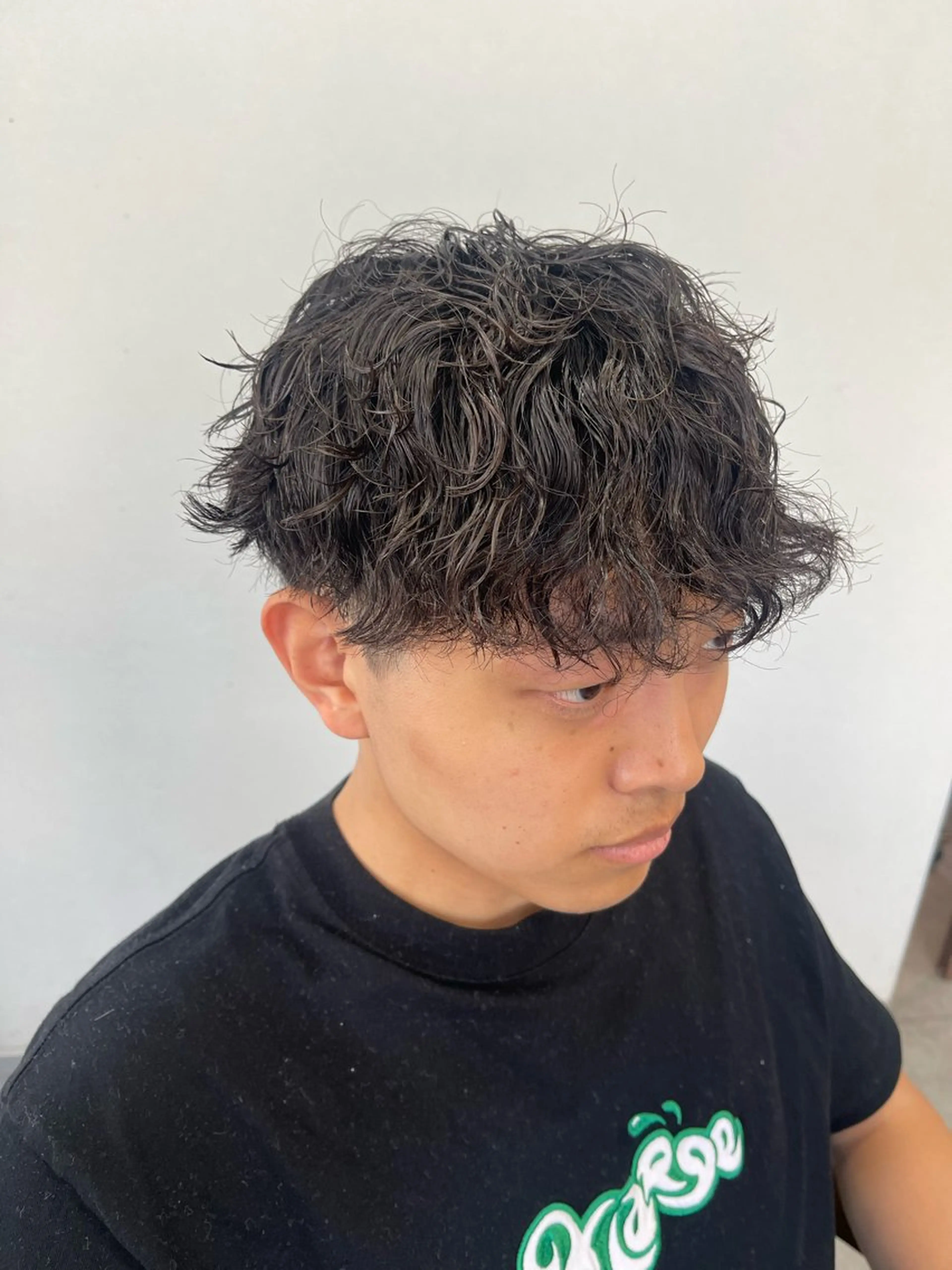 パーマ メンズ カット パーマ トリートメント ｼﾉｻﾞｷ ｷﾅのヘアスタイル