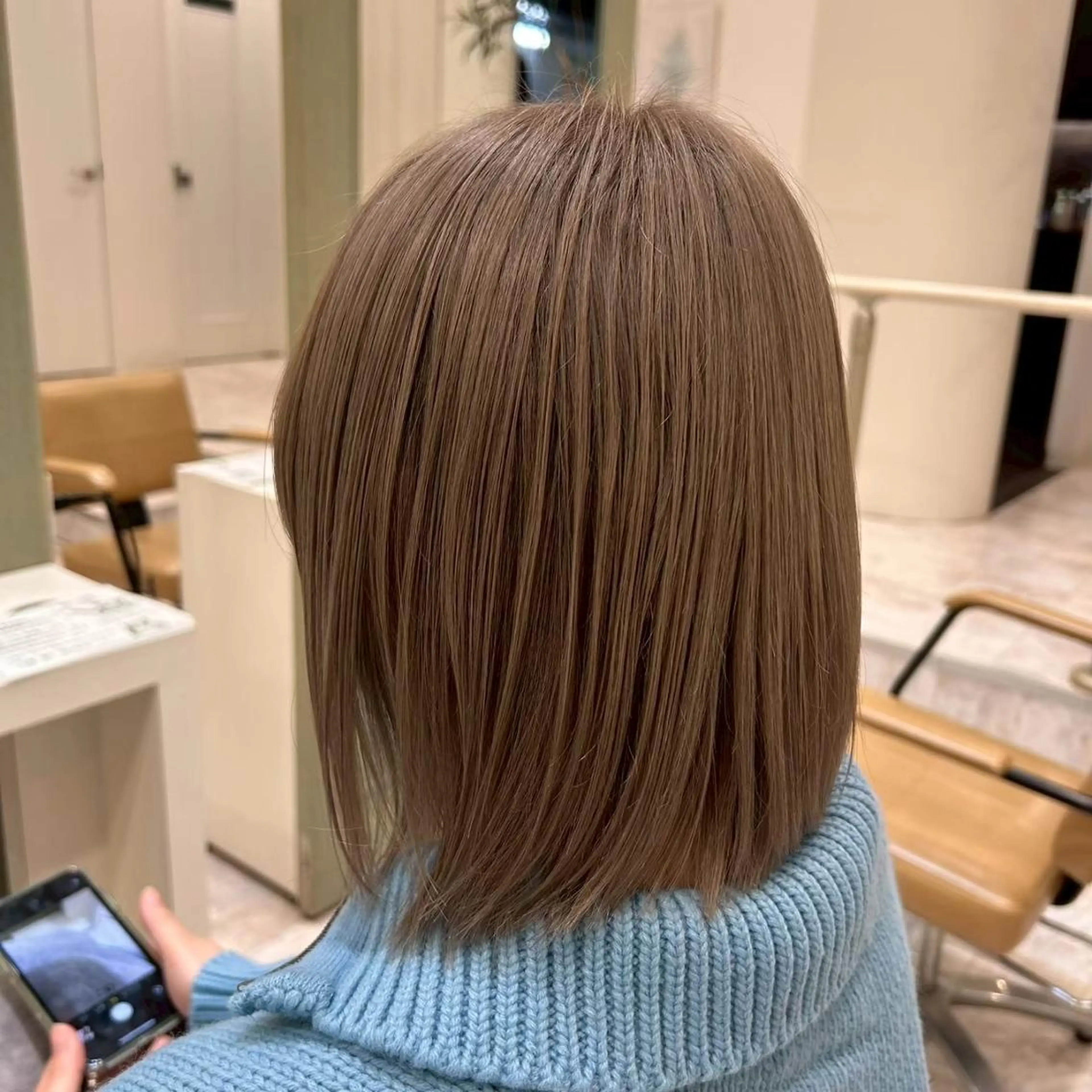 ミディアム カラー ヘアアレンジ パーマ ベージュカラー ブリーチ 透明感カラー グレージュ ブリーチなしカラー カット ヘアカラー トリートメント 肥後 有紗のヘアスタイル