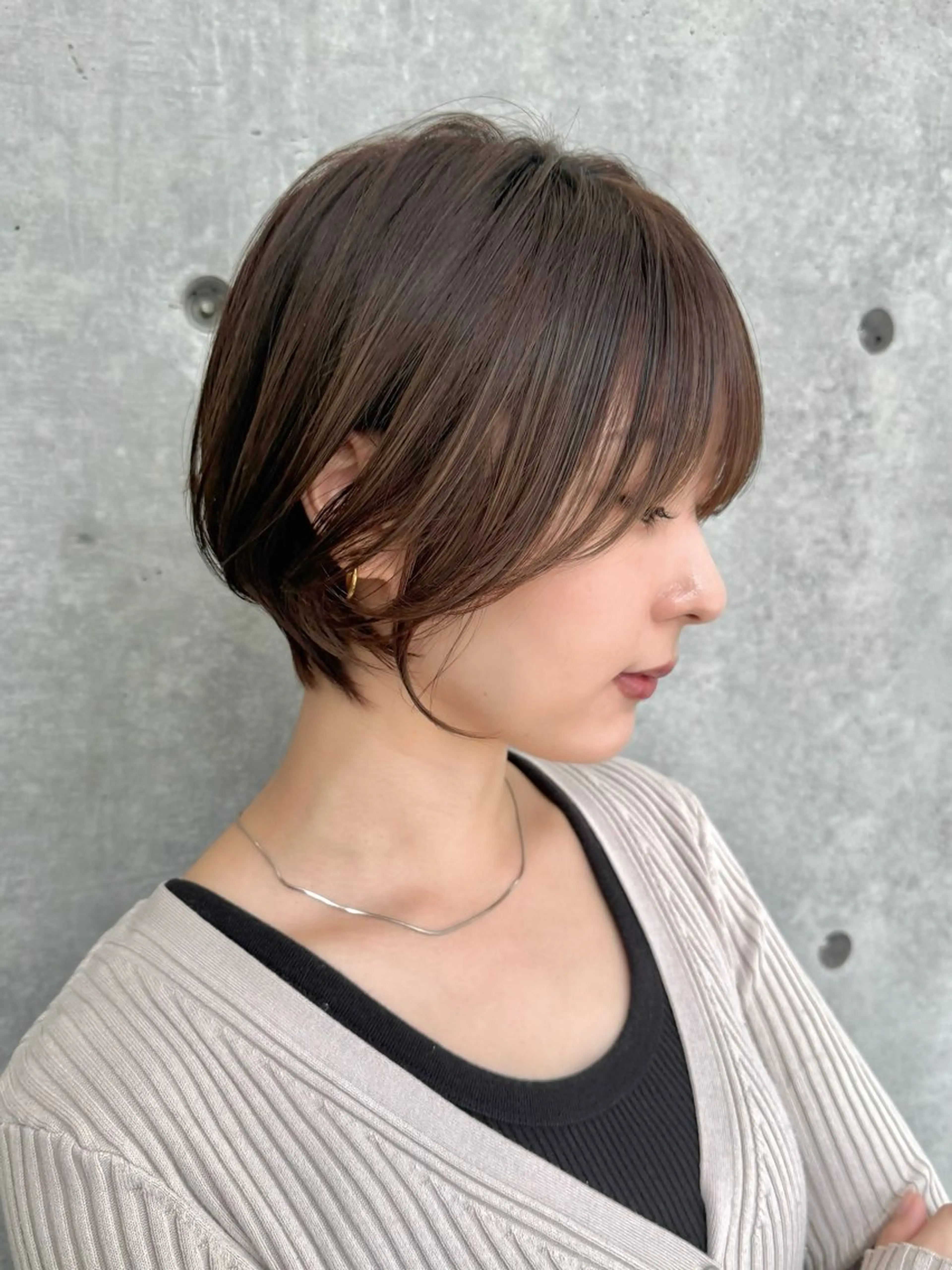 ショート ボブ 顔周りカット 髪質改善 韓国風ヘア レイヤーカット 大人美人ショート 杉浦主馬のヘアスタイル