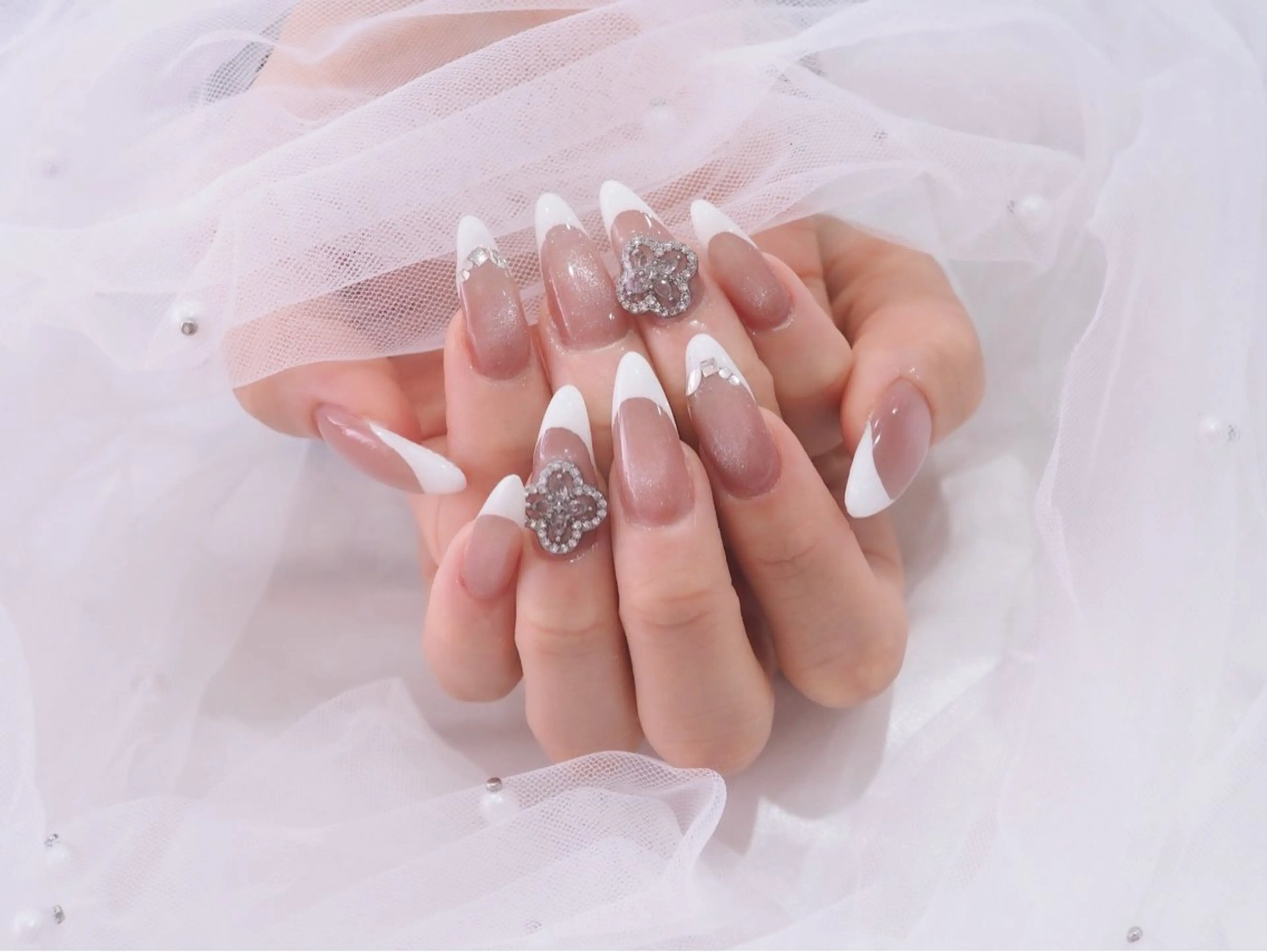 ネイル ハンドネイル amore  心斎橋 aのネイルデザイン