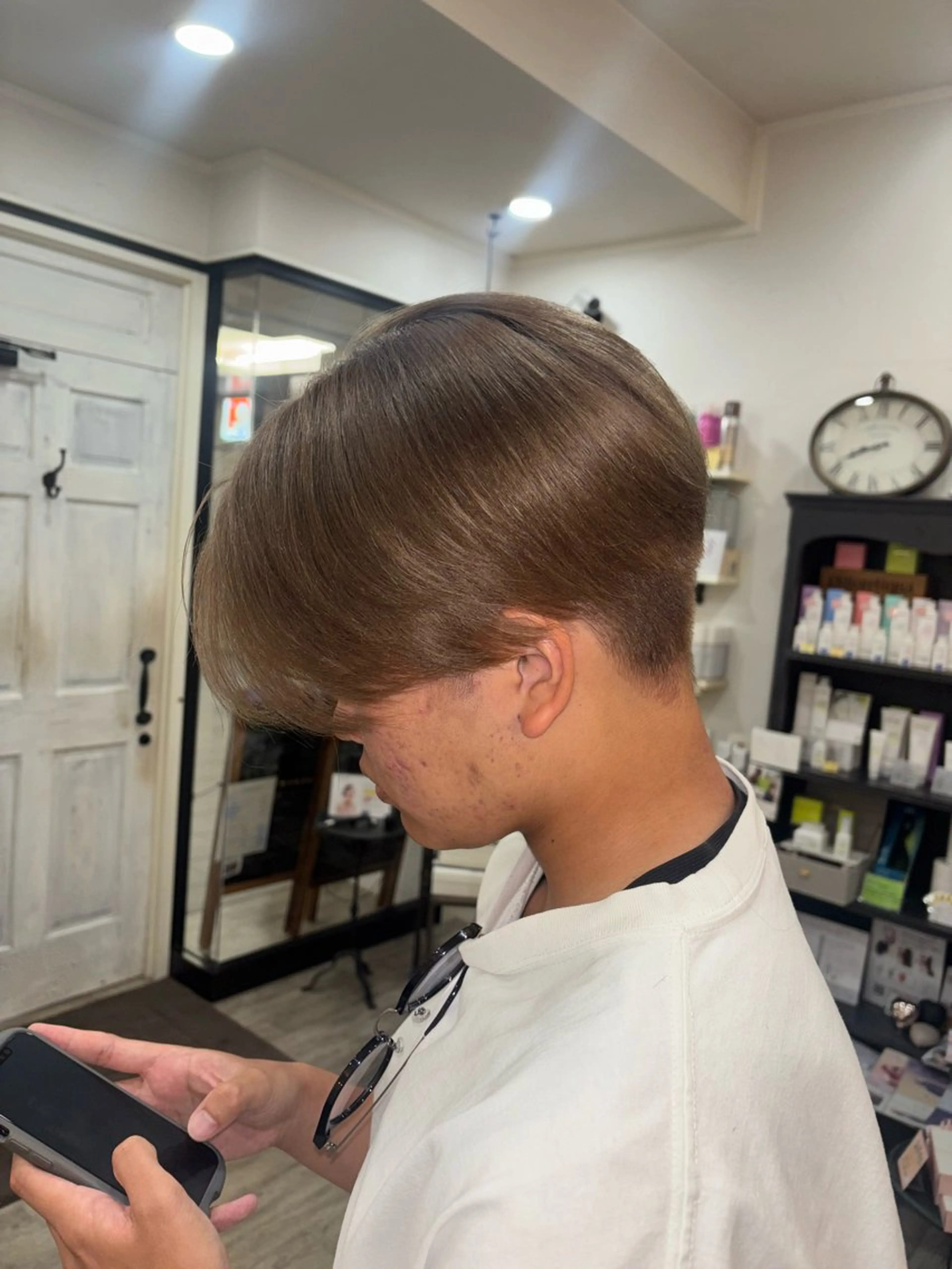 カラー メンズ hina🎀🪽 /艶カラー/大曽根駅のヘアスタイル