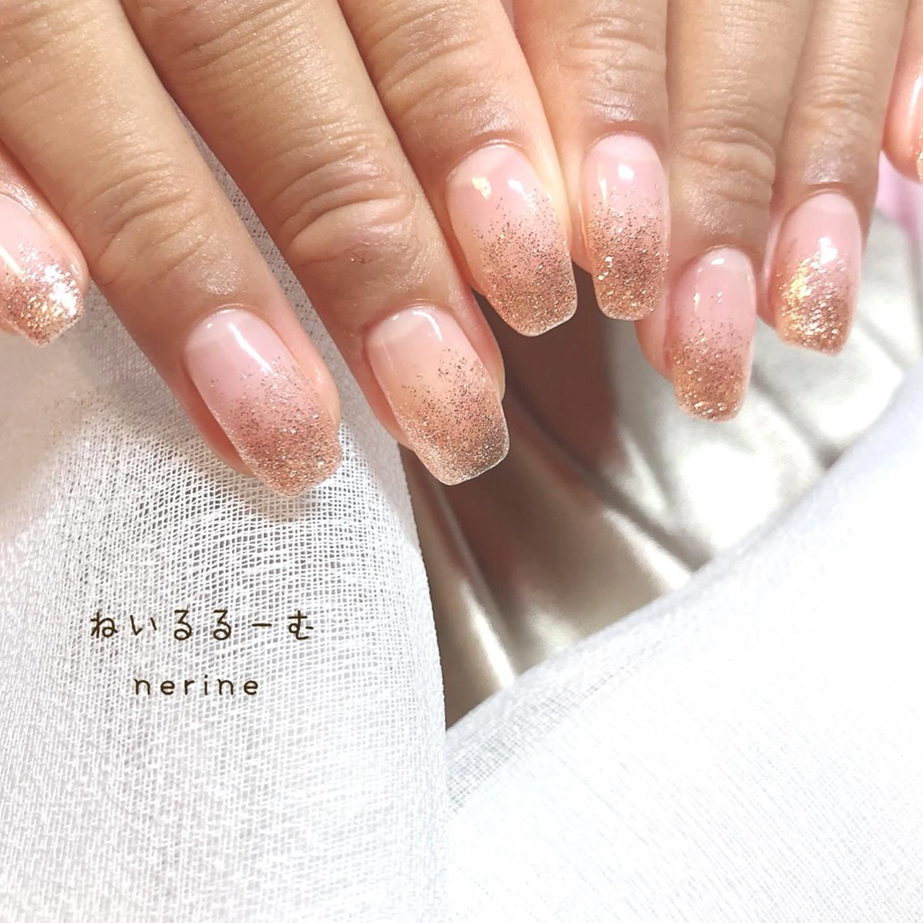 ネイル フットネイル ジェルネイル ニュアンスネイル シンプルネイル ストーンネイル ハンドネイル NAILST Naomiのネイルデザイン