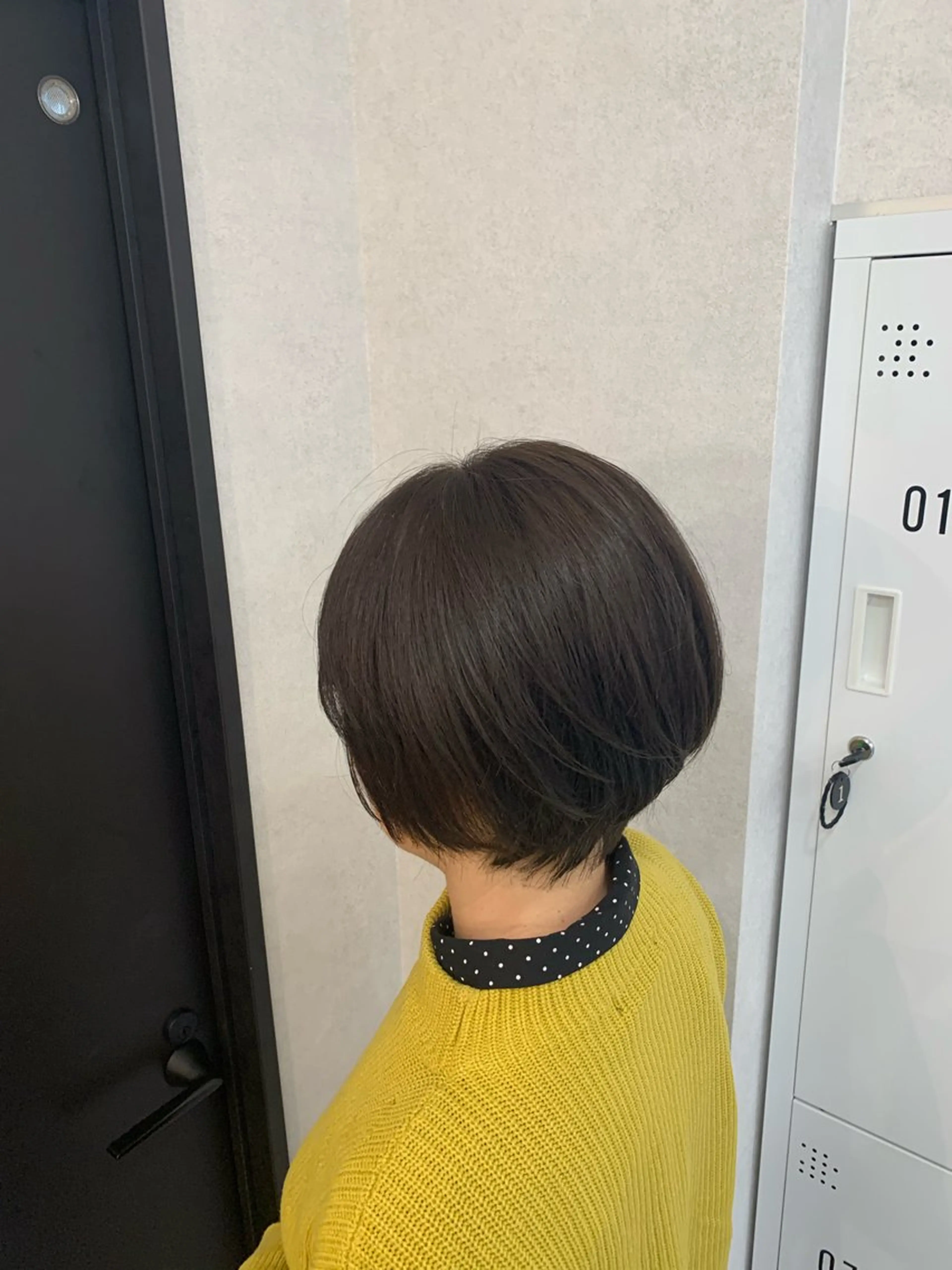 ショート カラー ブリーチ ブラウンカラー ブリーチなしカラー オリーブブラウン YOHA HAIR GARDEN所属・臼井 真人のヘアスタイル