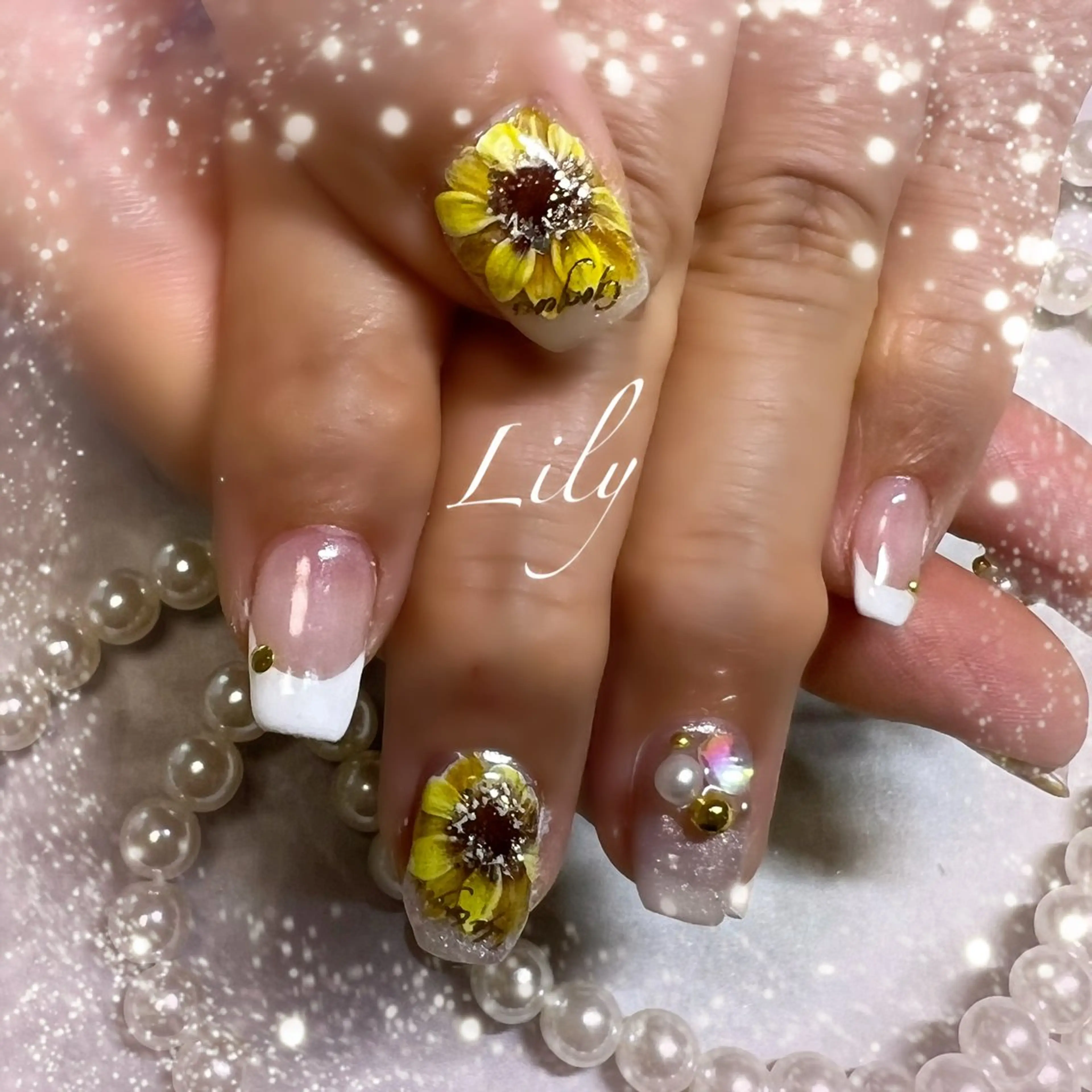ネイル Lily*nail 🌻Mii🌻のネイルデザイン
