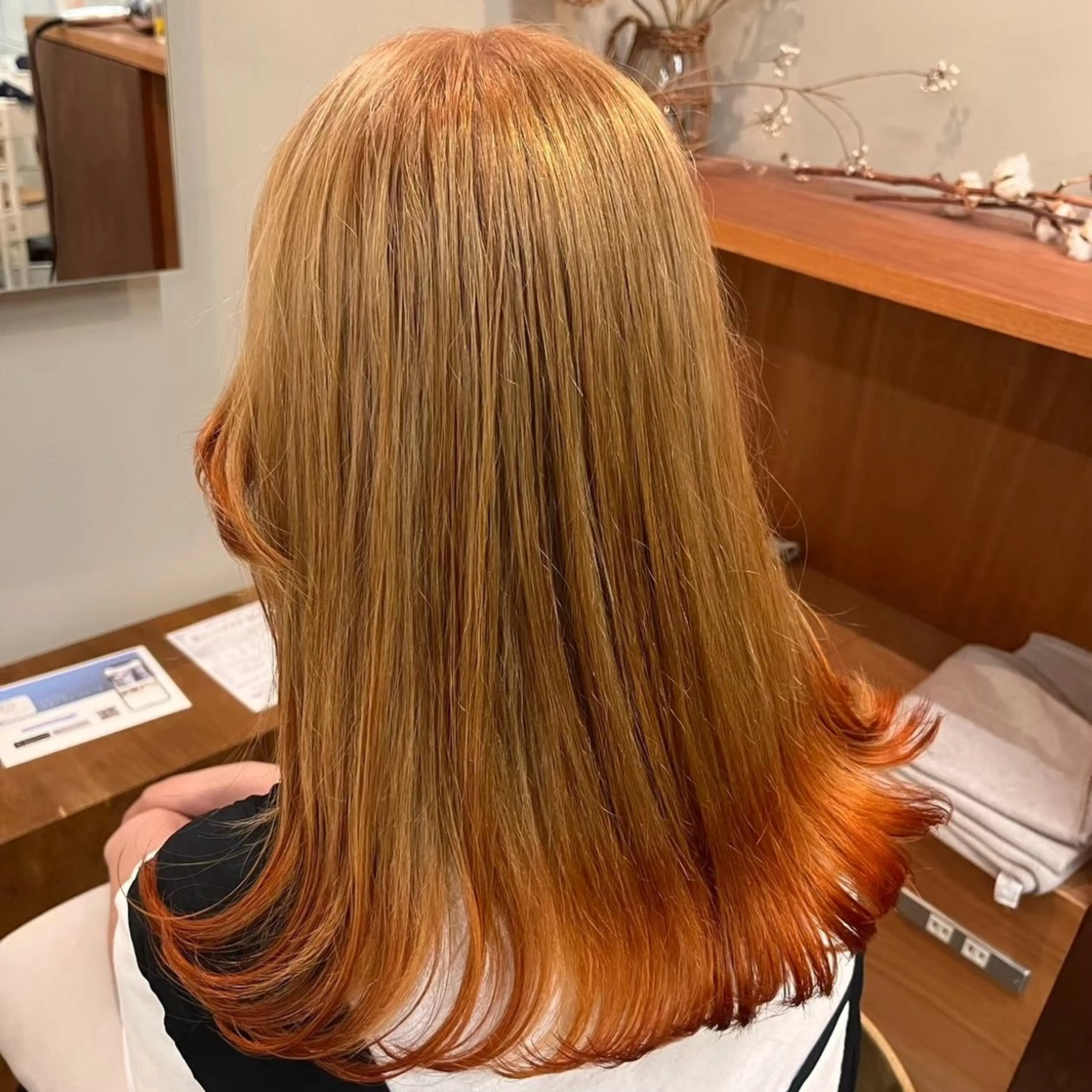 ロング カラー 横山 洋幸のヘアスタイル