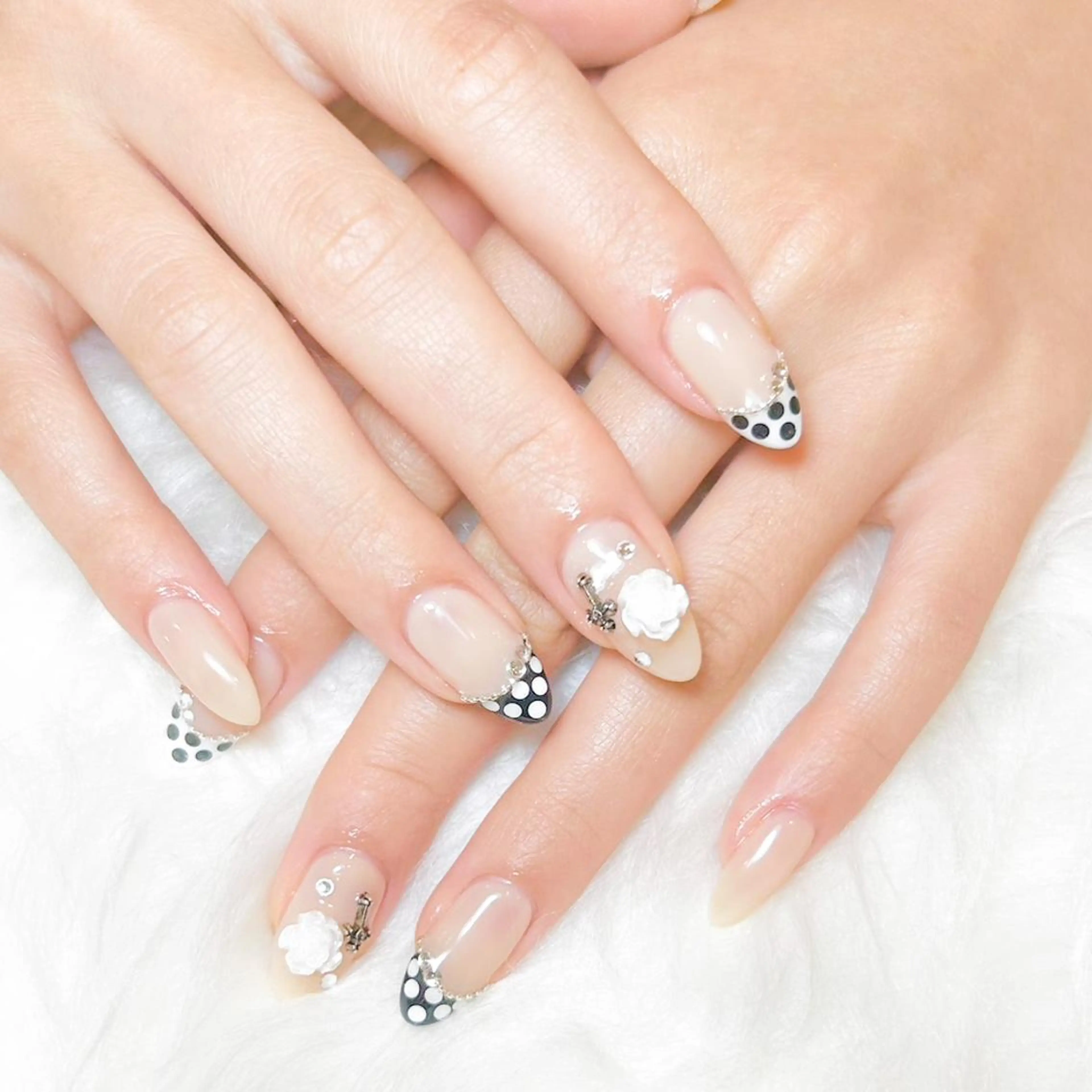 ネイル ワンホンネイル ハンドネイル Re:eight nailのネイルデザイン