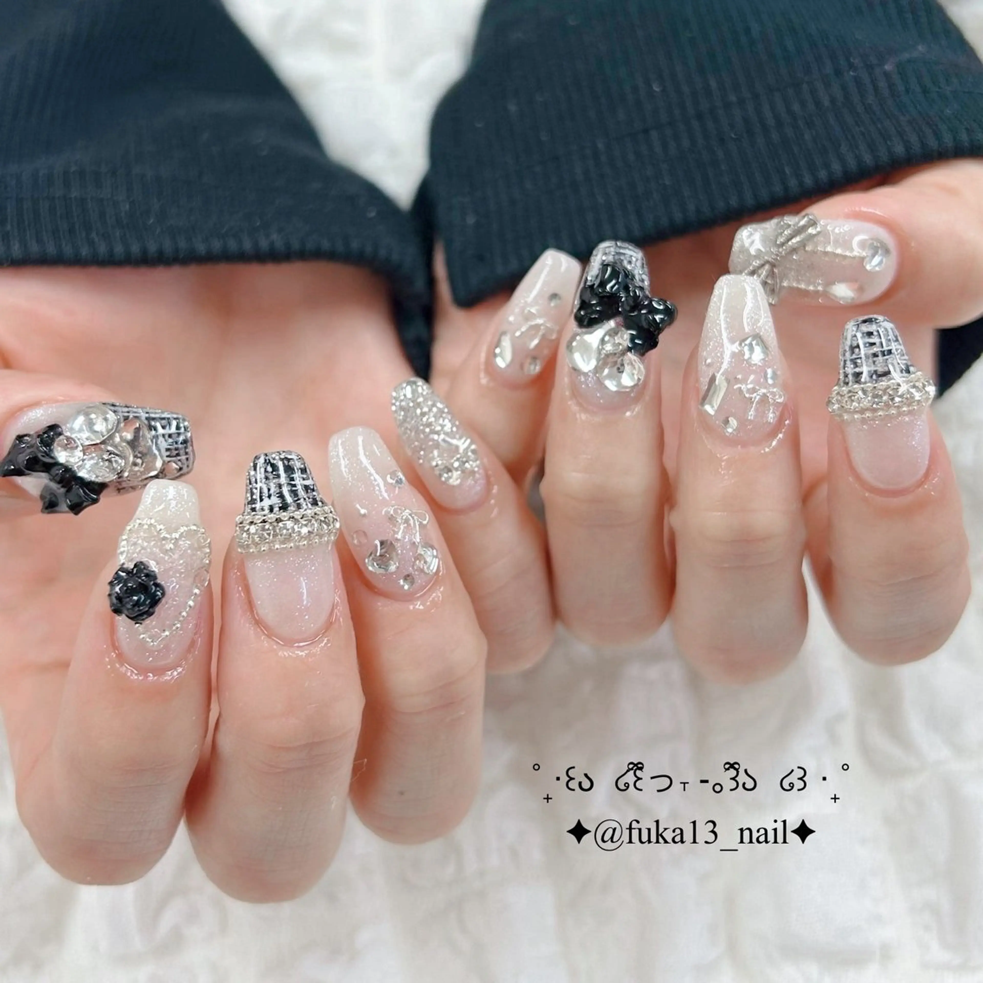 ネイル ガーリー キラキラネイル リボン ツイードネイル 冬ネイル ハンドネイル Nail♡Fuka. /5月予約受付中のネイルデザイン