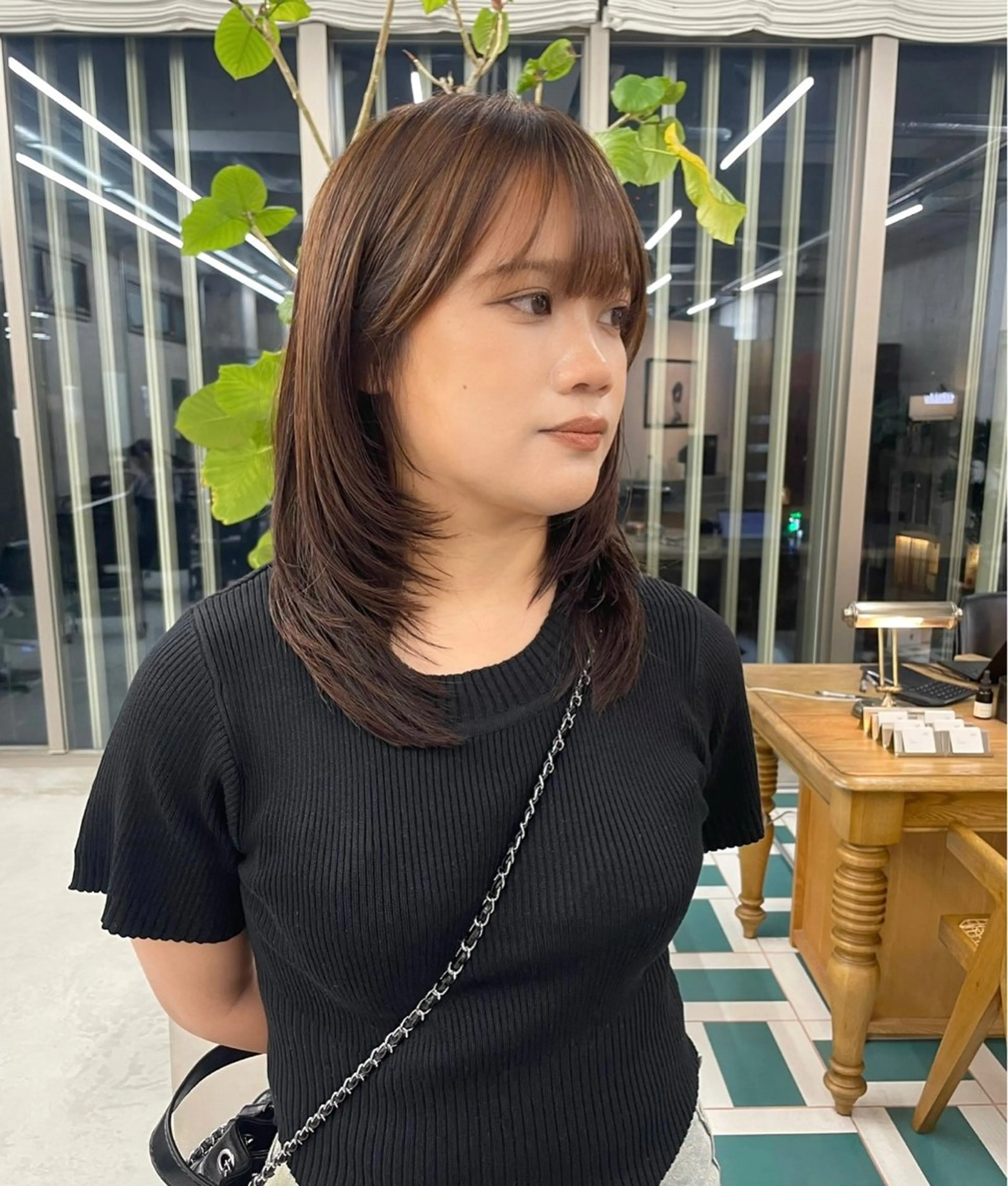 ミディアム 顔周りカット カット ヘアカラー トリートメント RIN🎀レイヤー/ ボブ/オリーブカラーのヘアスタイル