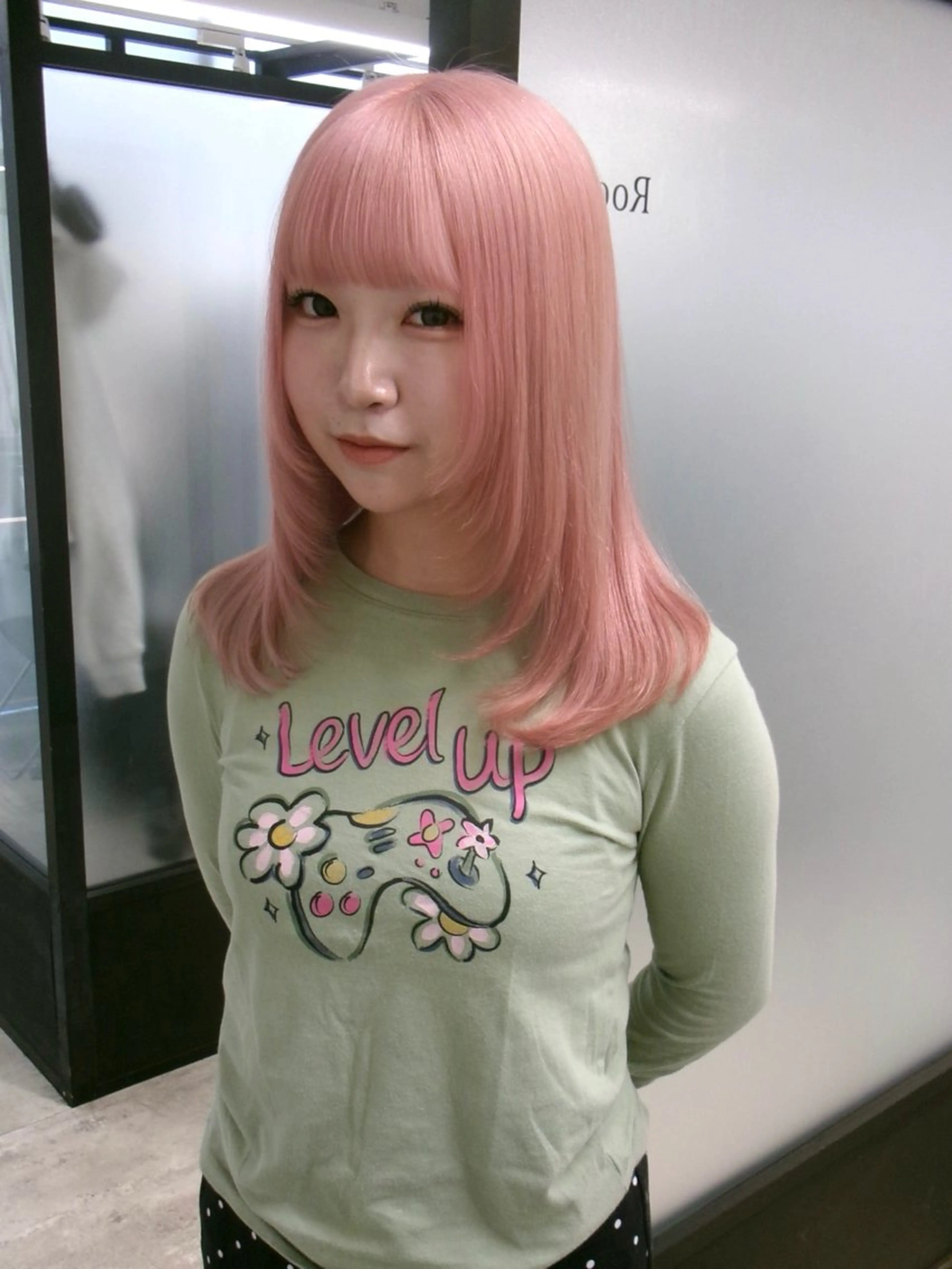 ミディアム カラー カット ヘアカラー トリートメント MIMI🌻໋᳝݊ 個性派カラー⑅ ⸝꙳のヘアスタイル