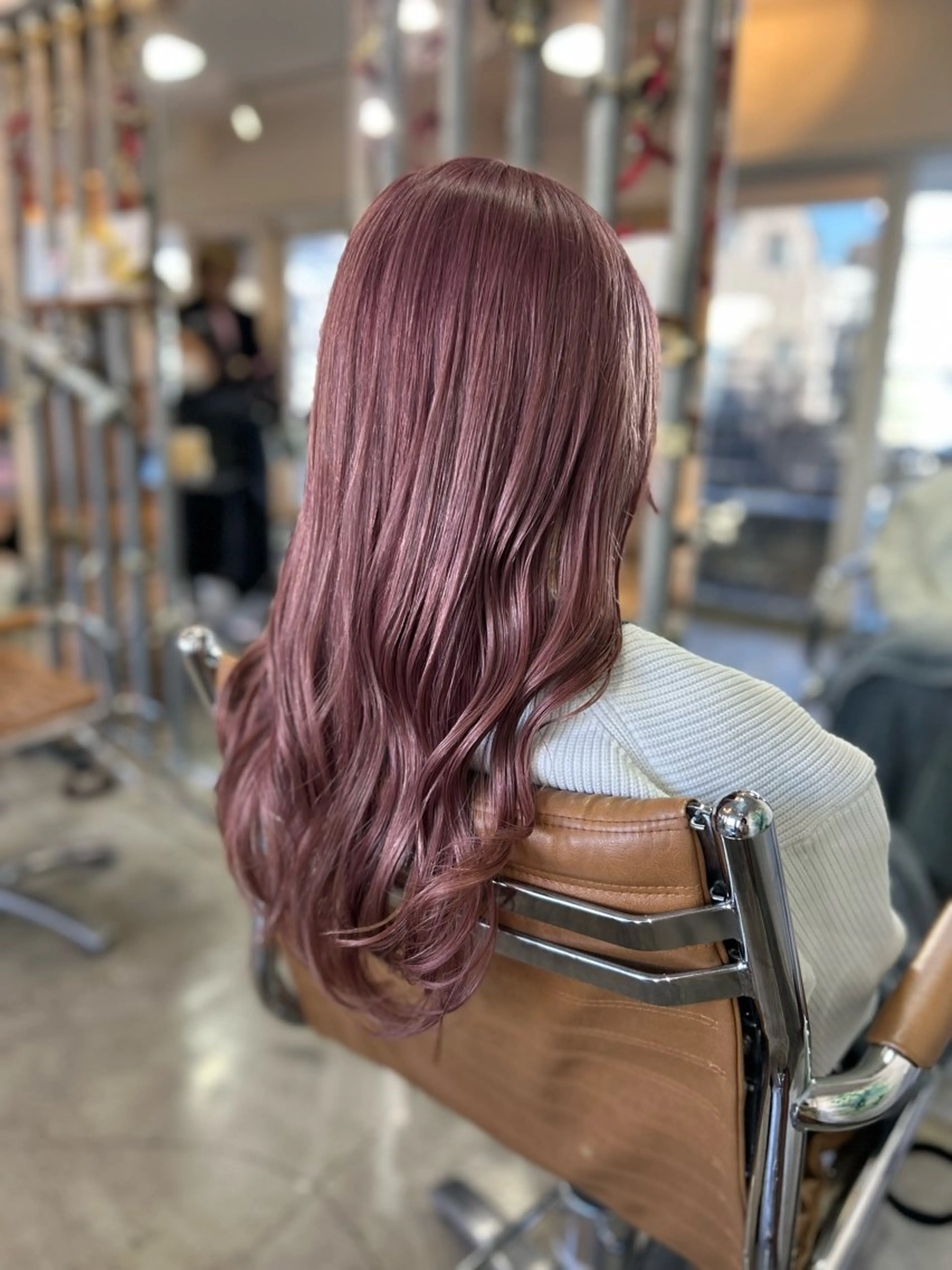 ロング ヘアカラー 🤎指名No.1ハイ トーン🤎日向花🤎のヘアスタイル