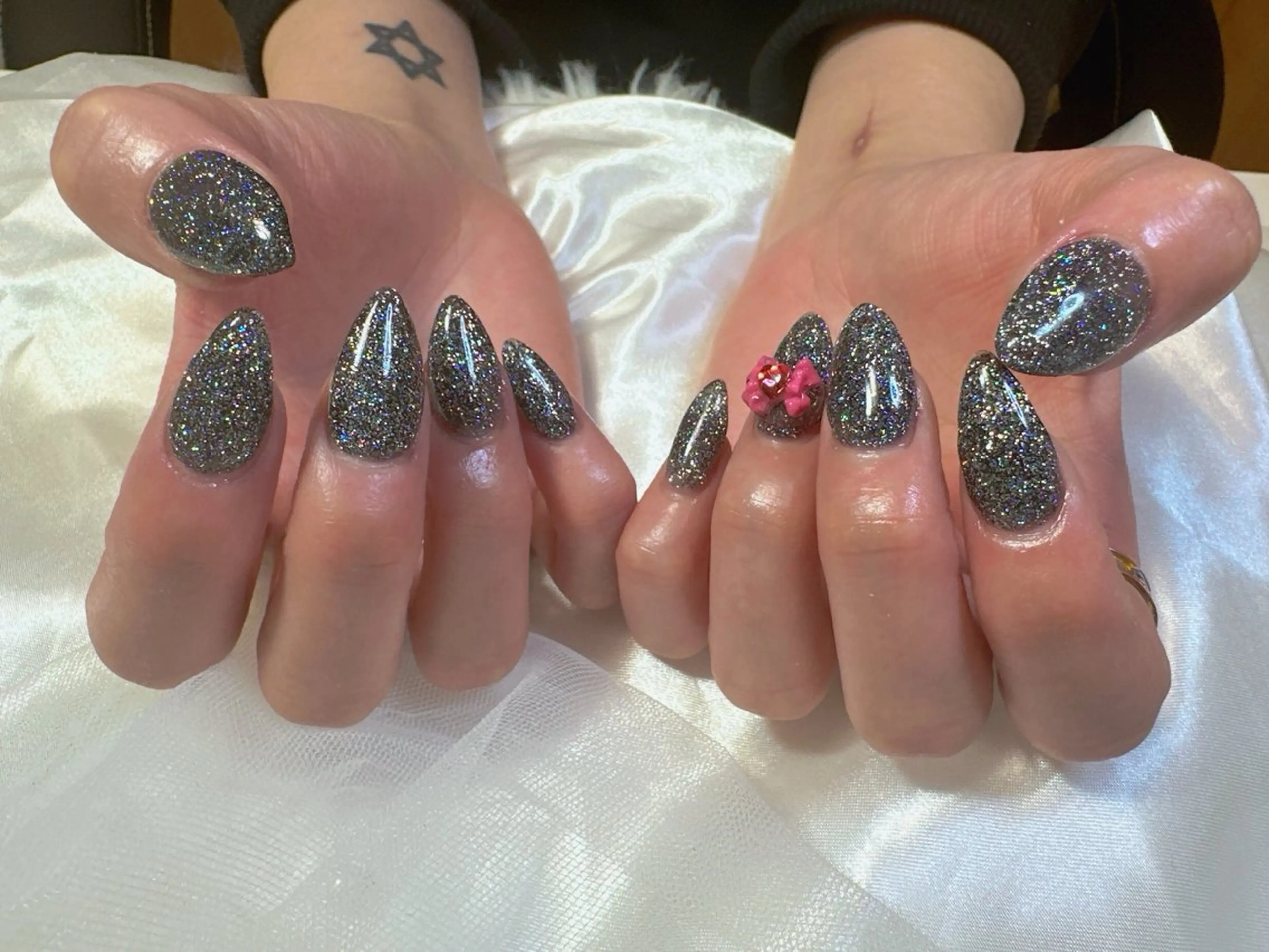 ネイル 高島 夏海のネイルデザイン