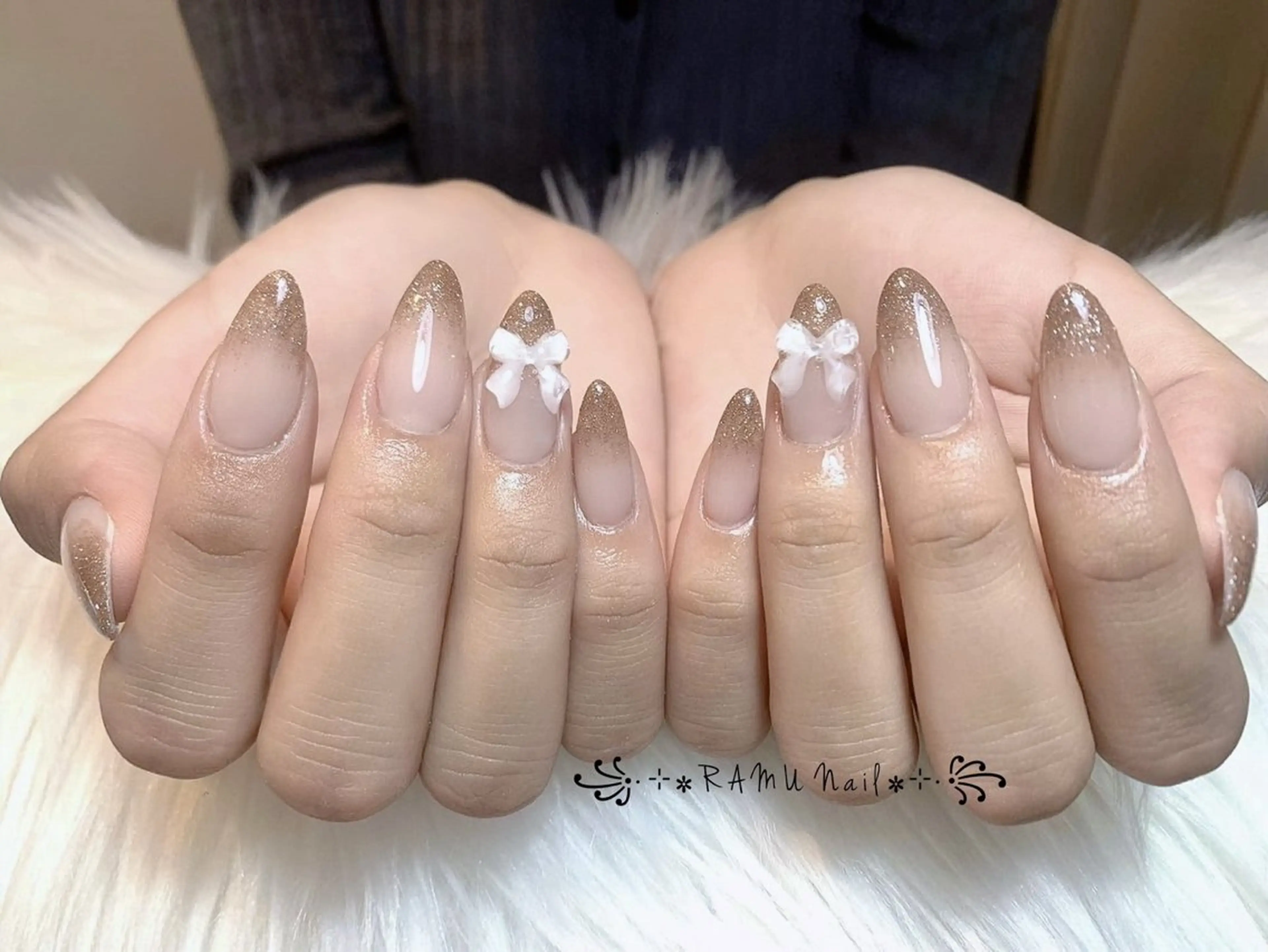 ネイル チークネイル フレンチネイル グラデーション キラキラネイル 韓国ネイル ハンドネイル RAMU_Nail 池袋店のネイルデザイン