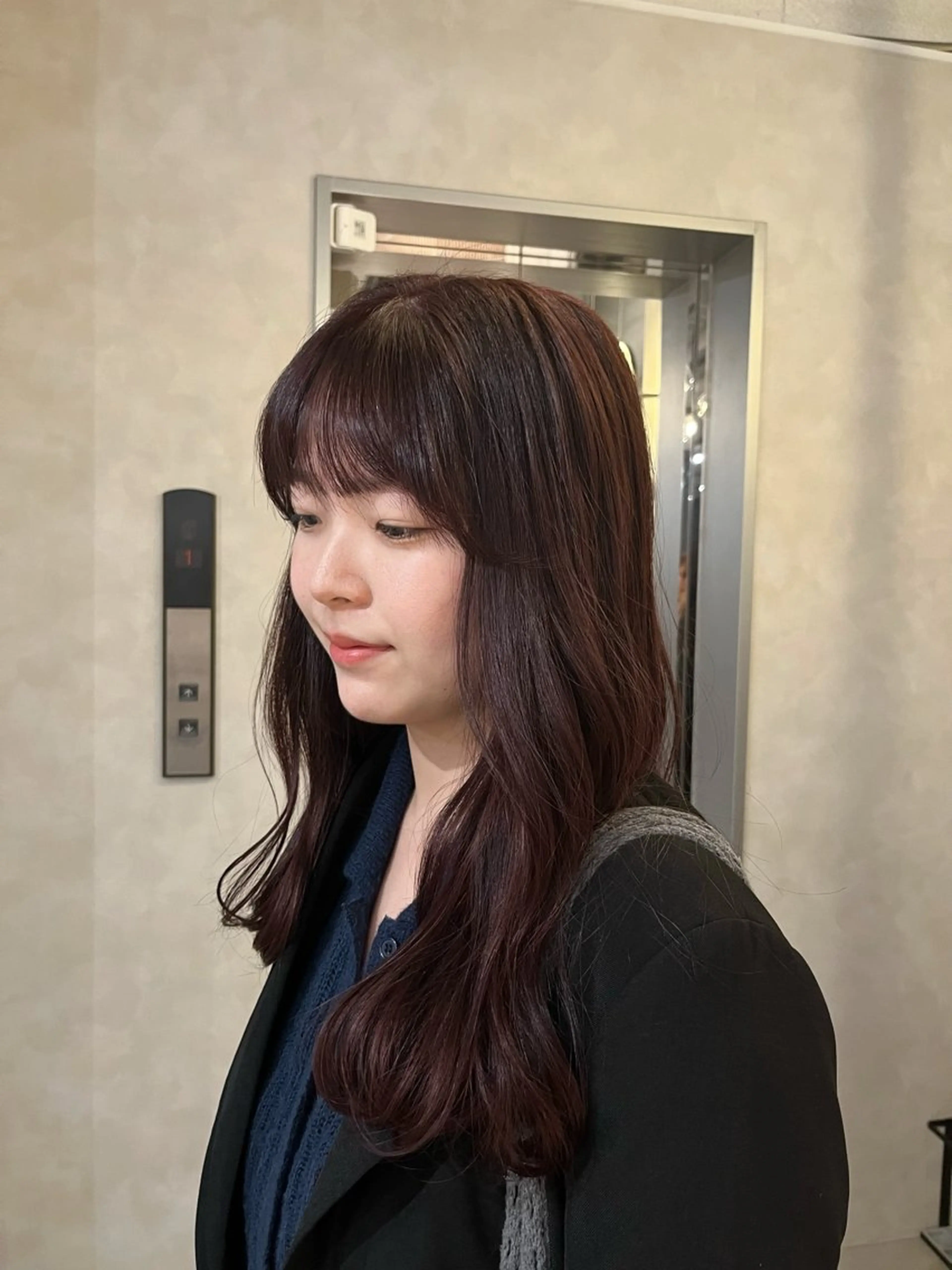 カラー asuka/ 大阪梅田のヘアスタイル