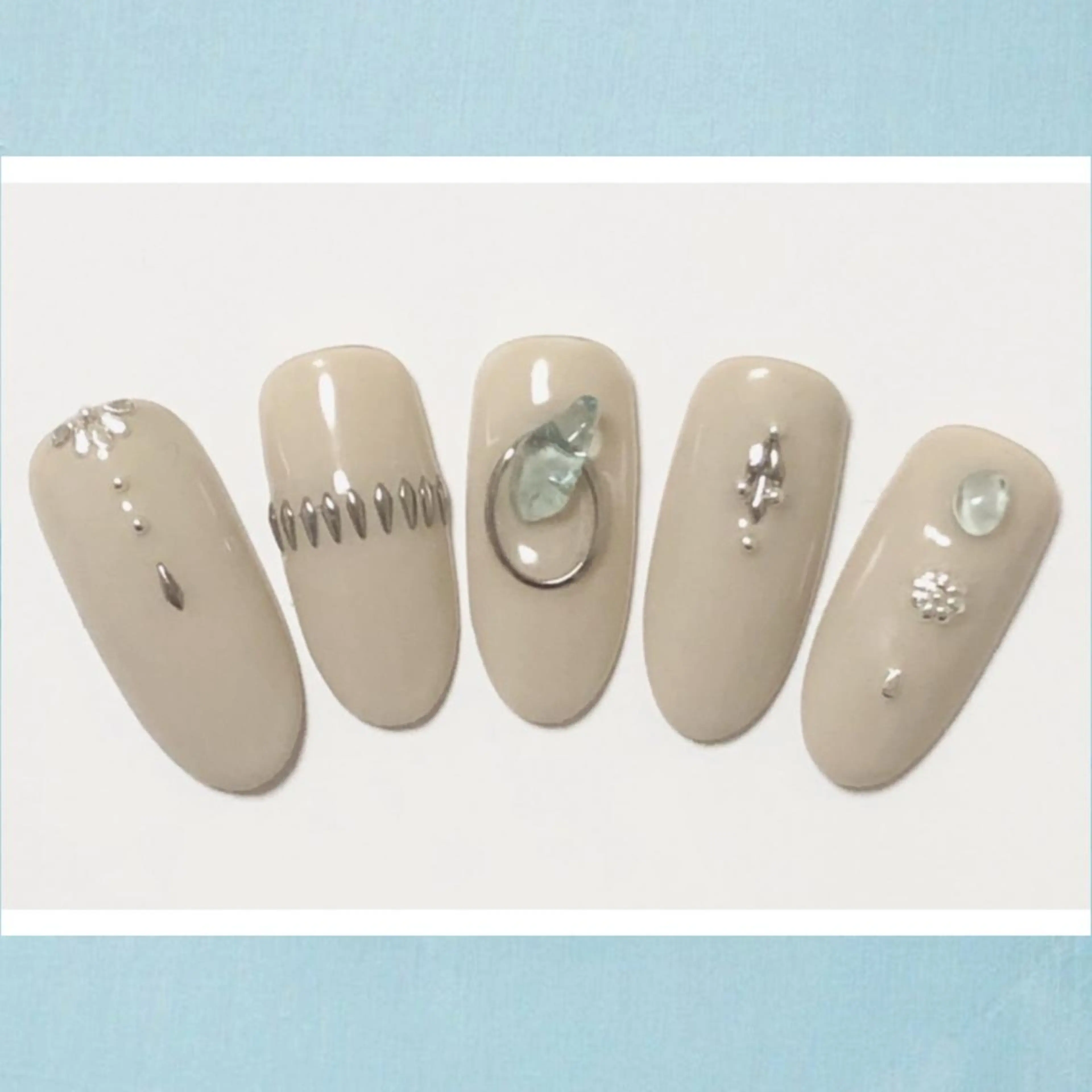 ミディアム ネイル Toujours nail所属・Toujours / nijinaのネイルデザイン