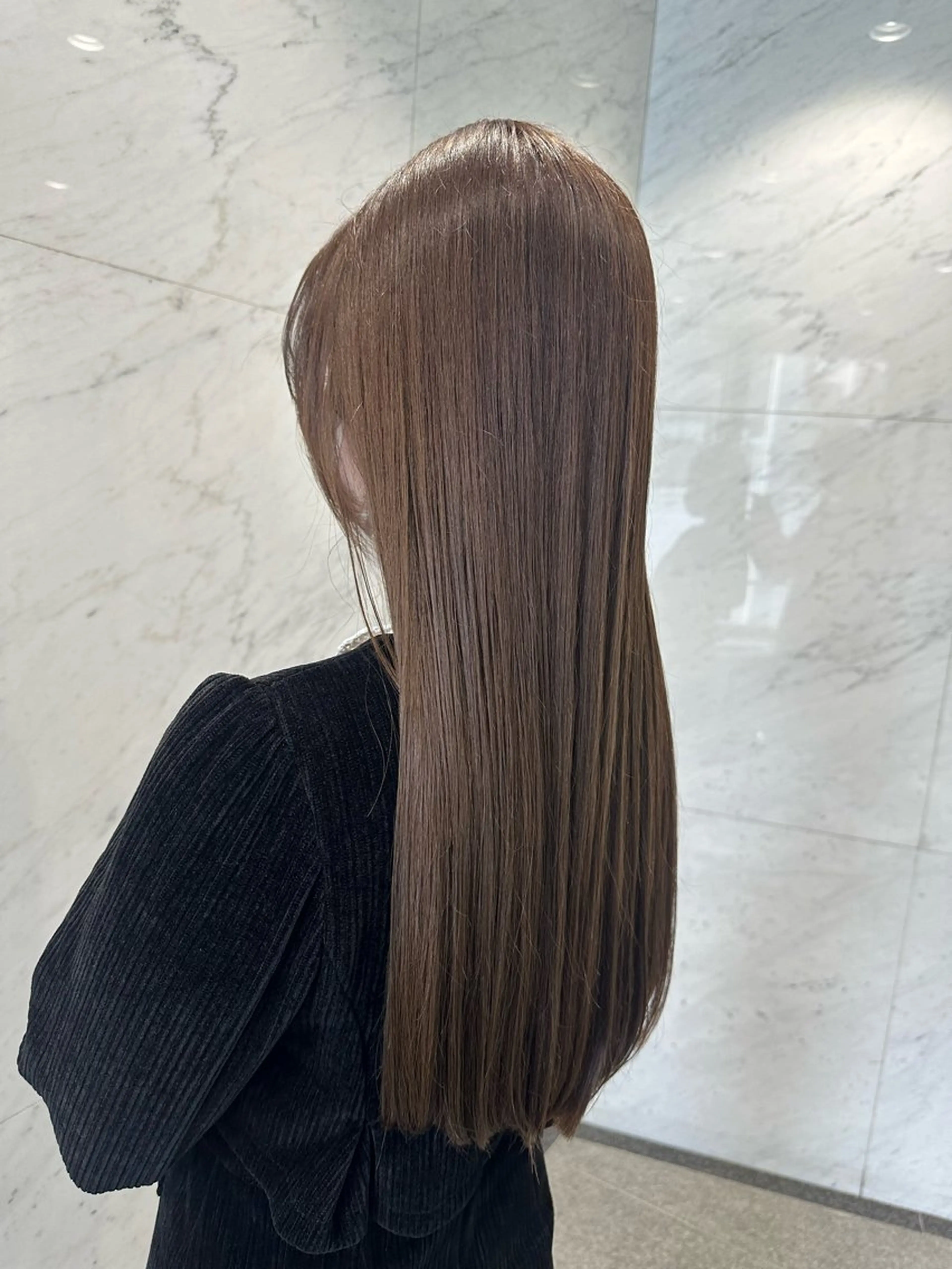 ロング カラー カット ヘアカラー トリートメント 古田 昂也のヘアスタイル