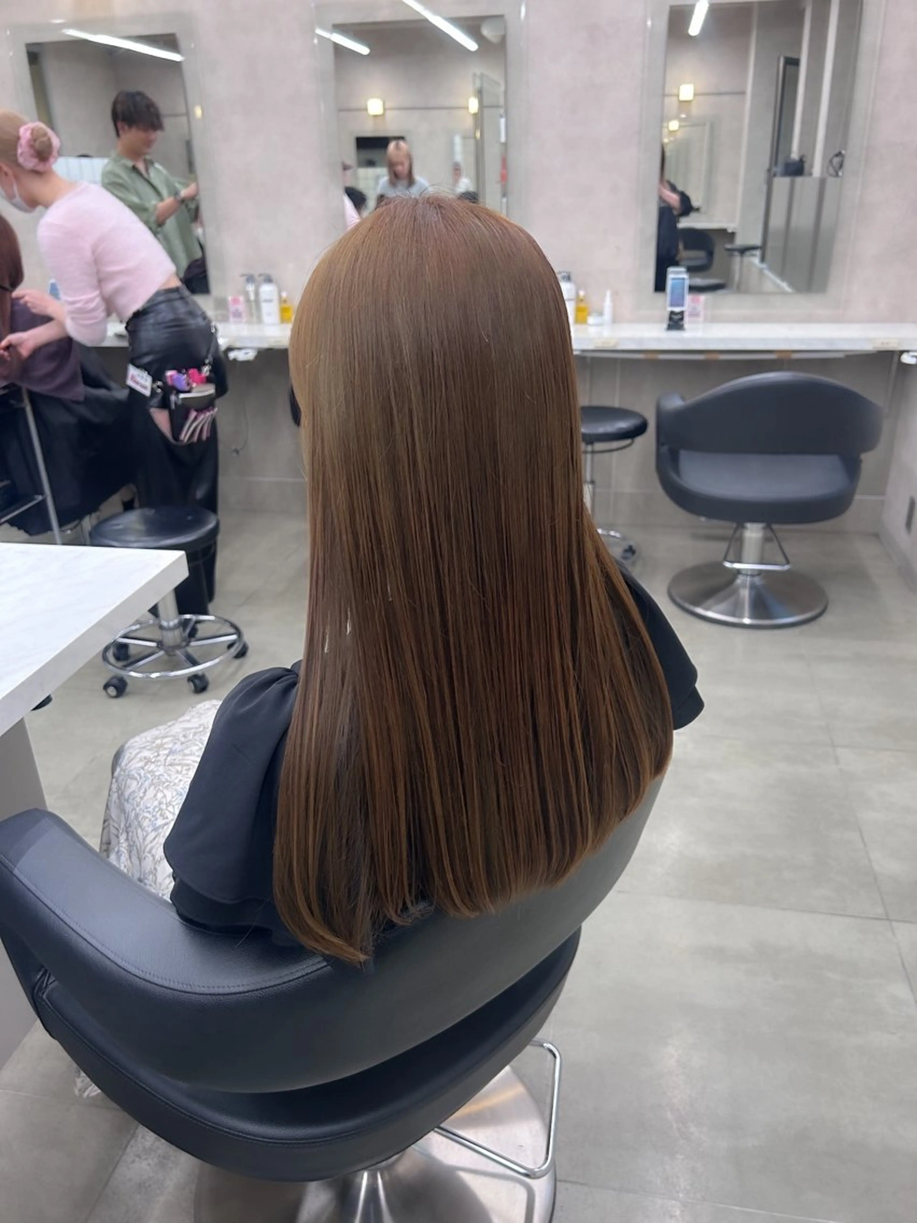 ロング カラー パーマ ヘアアレンジ メンズ キッズ ヘアカラー トリートメント ヘアセット ブリーチなしカラー/ ブラウン/レイヤーのヘアスタイル