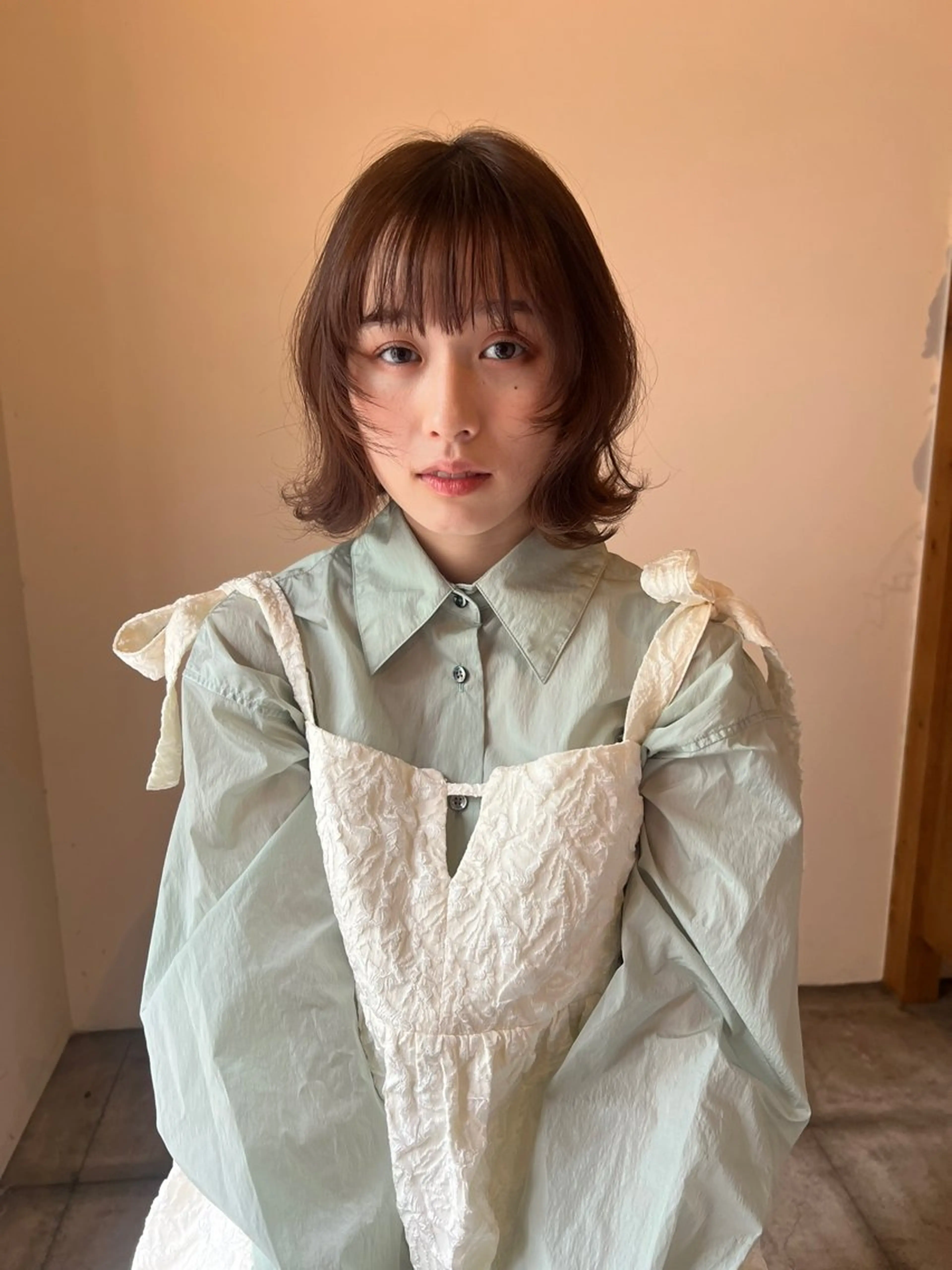 ミディアム カラー ボブレイヤー ブラウンカラー ボブ 顔まわりレイヤー レイヤーカット カット ヘアカラー トリートメント ENIF　大島 芽生のヘアスタイル