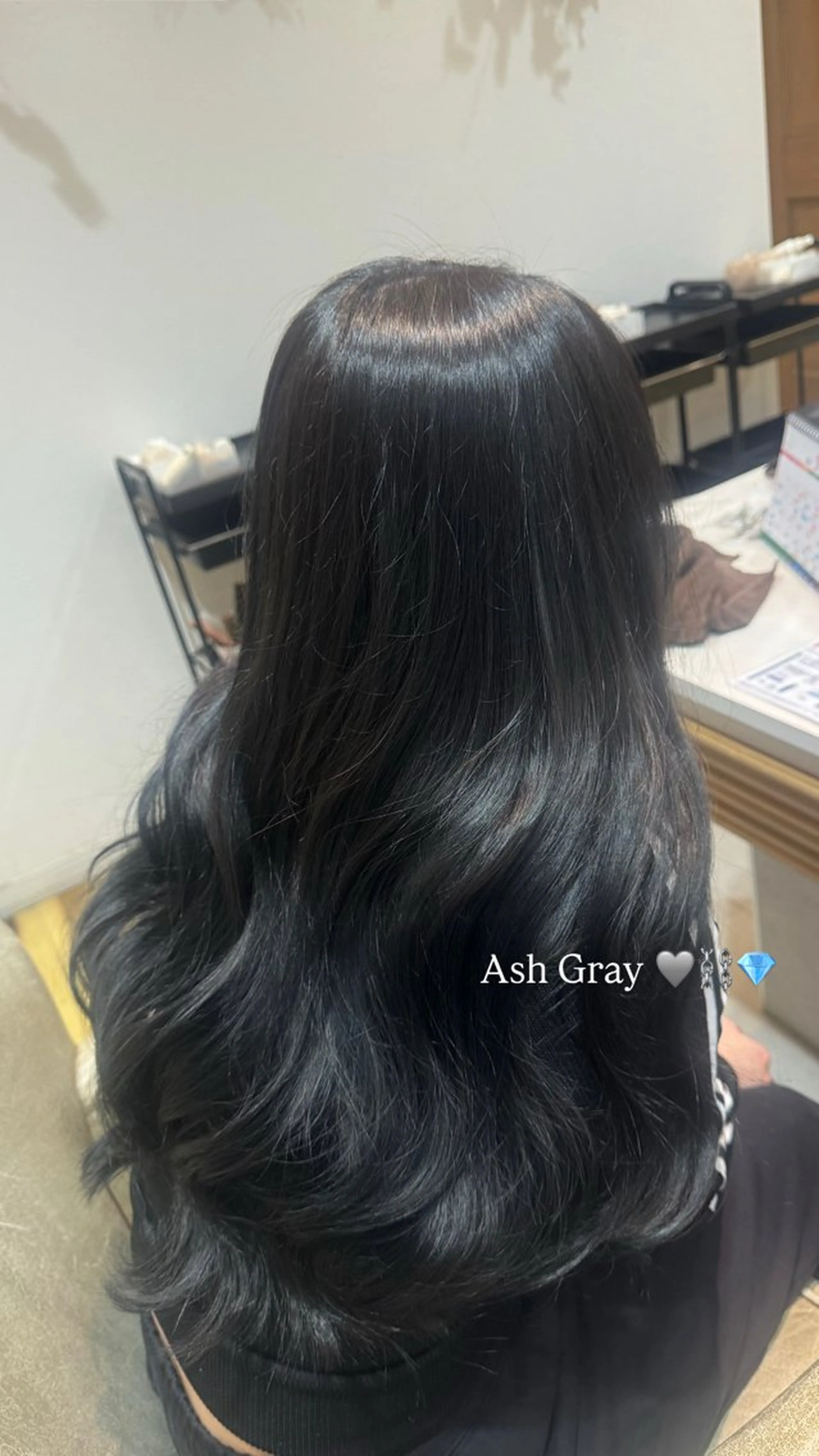 ロング カラー アッシュ アッシュグレー 透明感カラー ヘアカラー 🫧艶カラー🫧 Nanamiのヘアスタイル