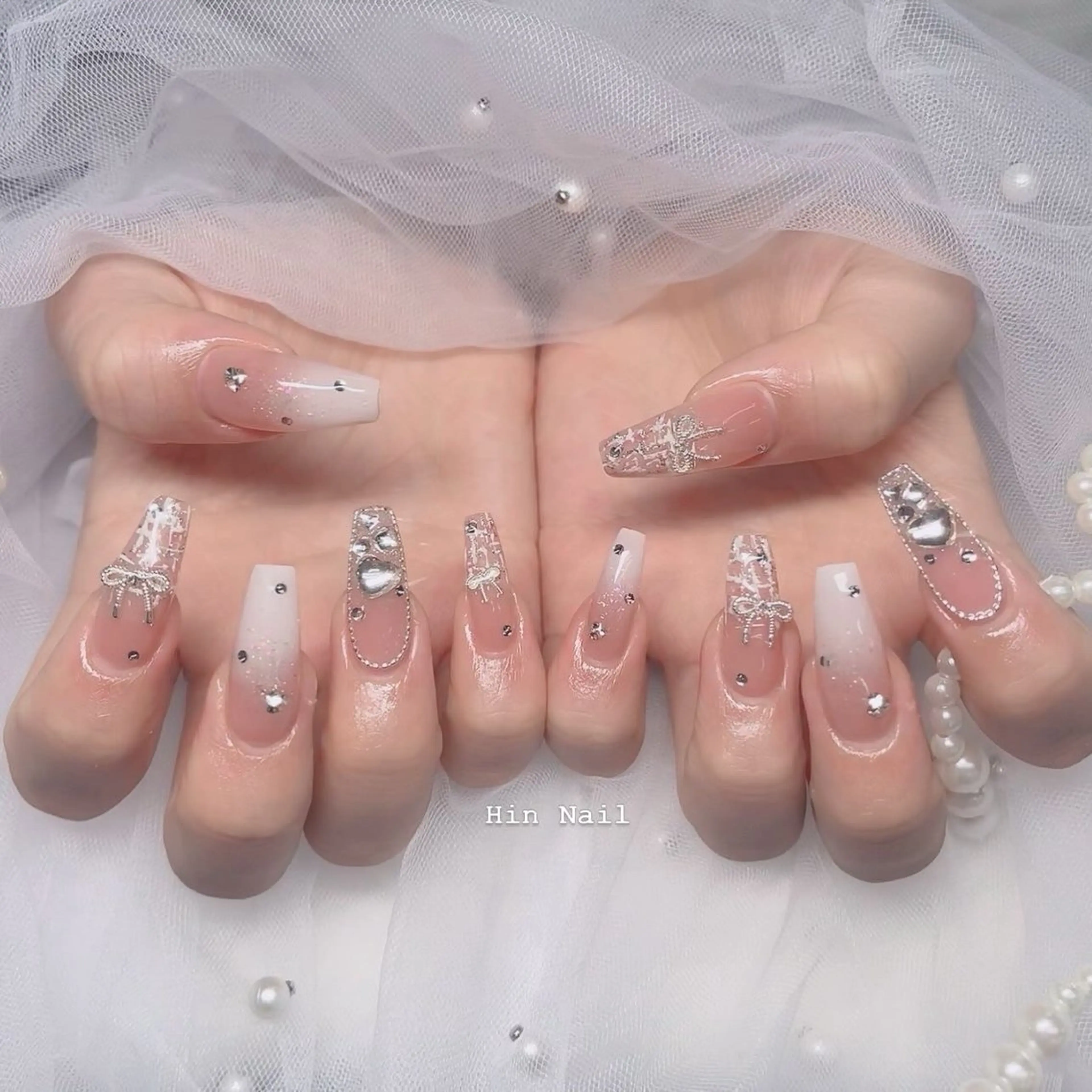 ネイル ハンドネイル HIN NAILのネイルデザイン