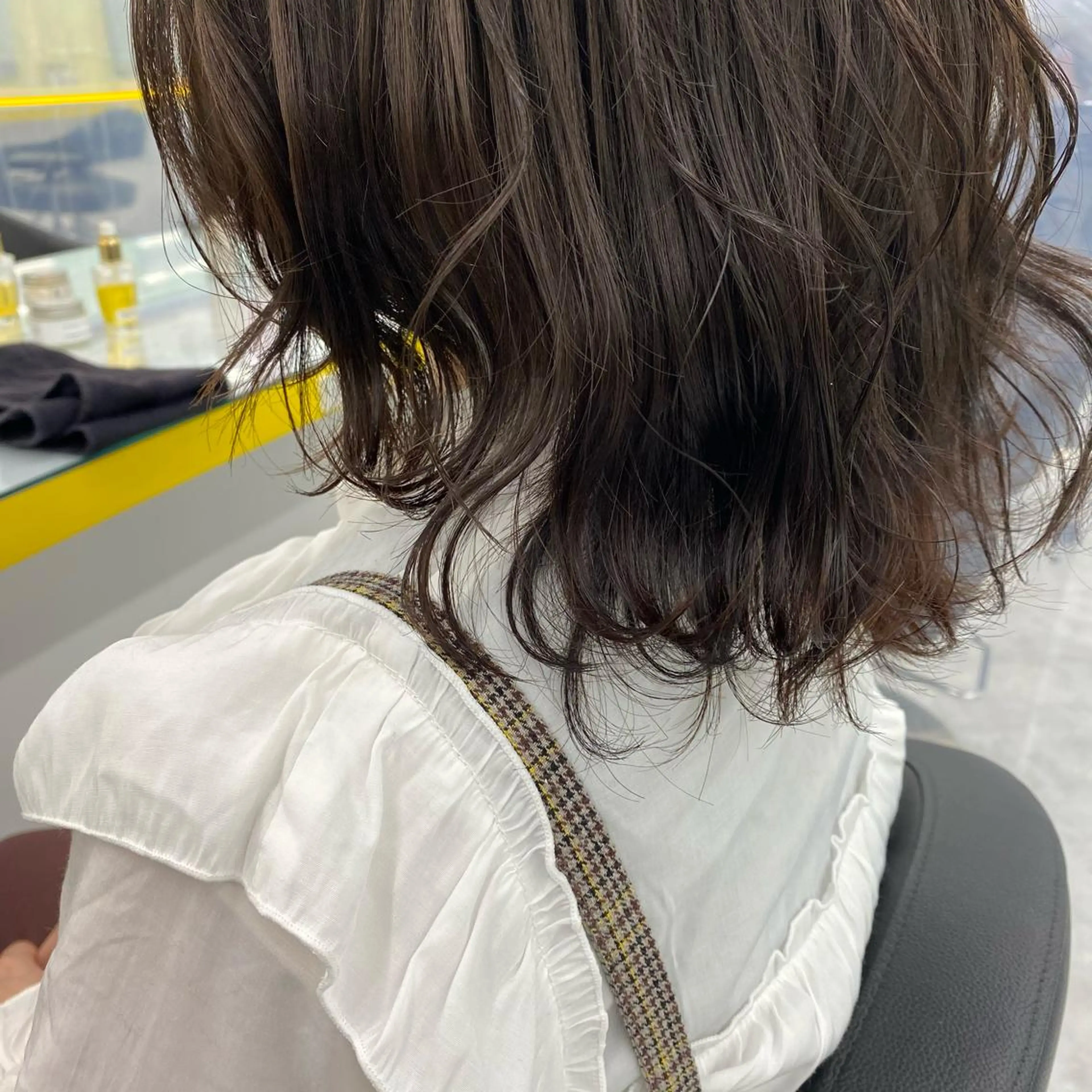 セミロング カラー ヘアアレンジ ヘアカラー トリートメント mai🍑暖色カラー /レイヤー💖のヘアスタイル