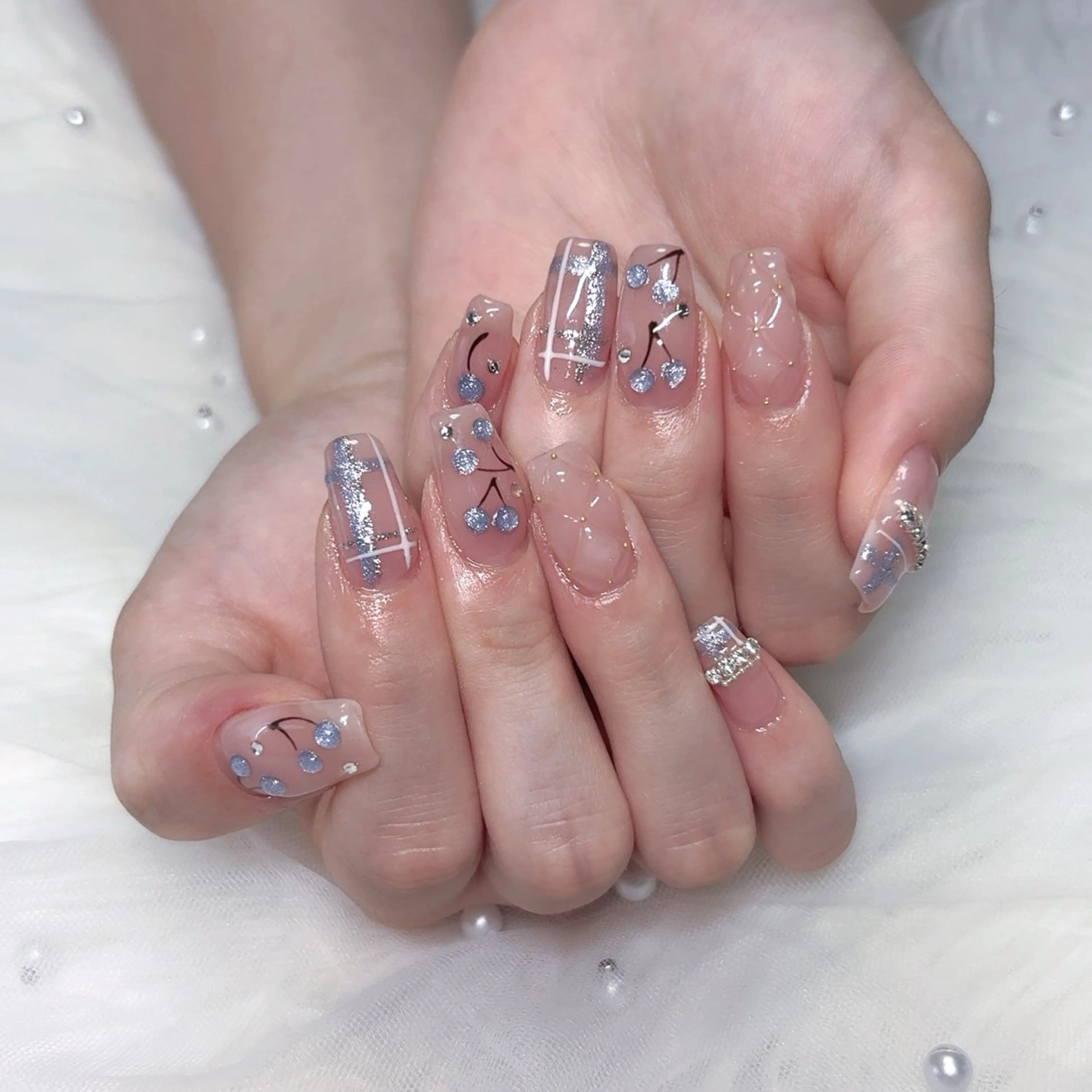 ネイル TOMO. Libのネイルデザイン